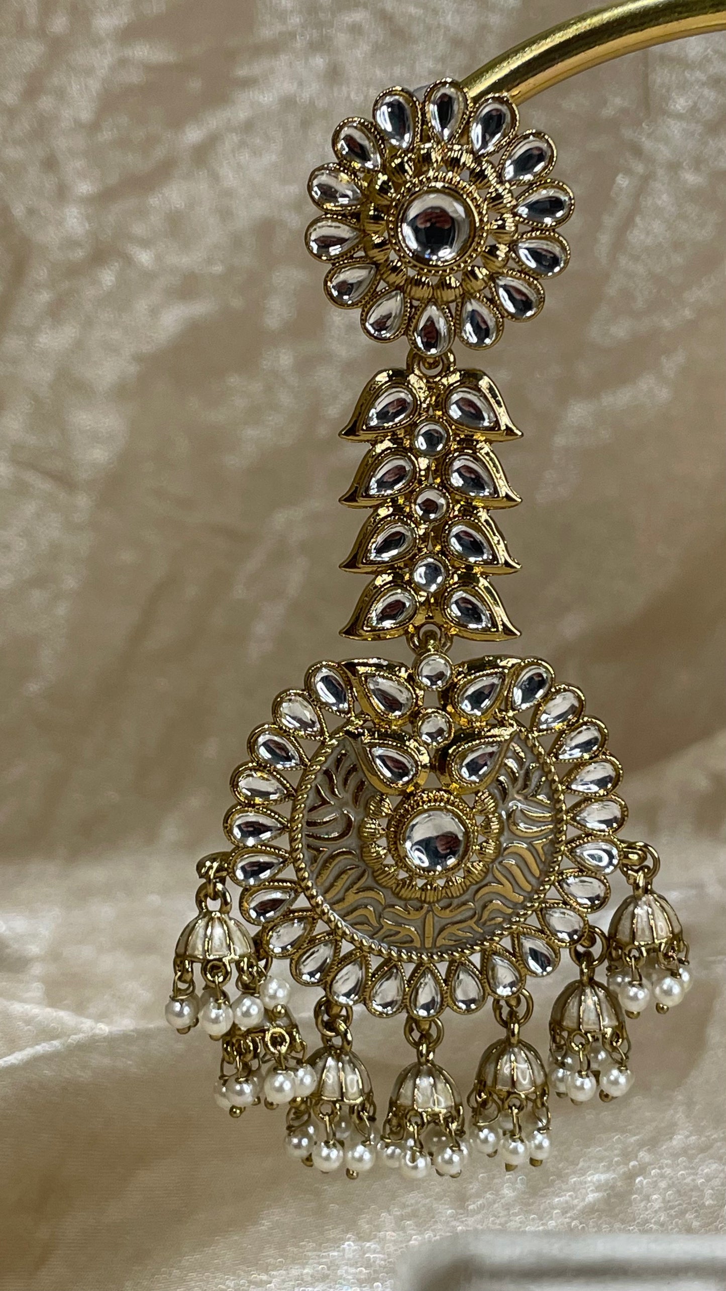gold earring/tikka set