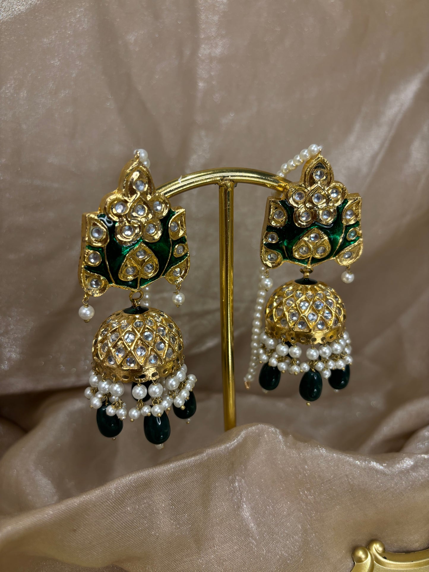 Emerald green thappa kundan choker set