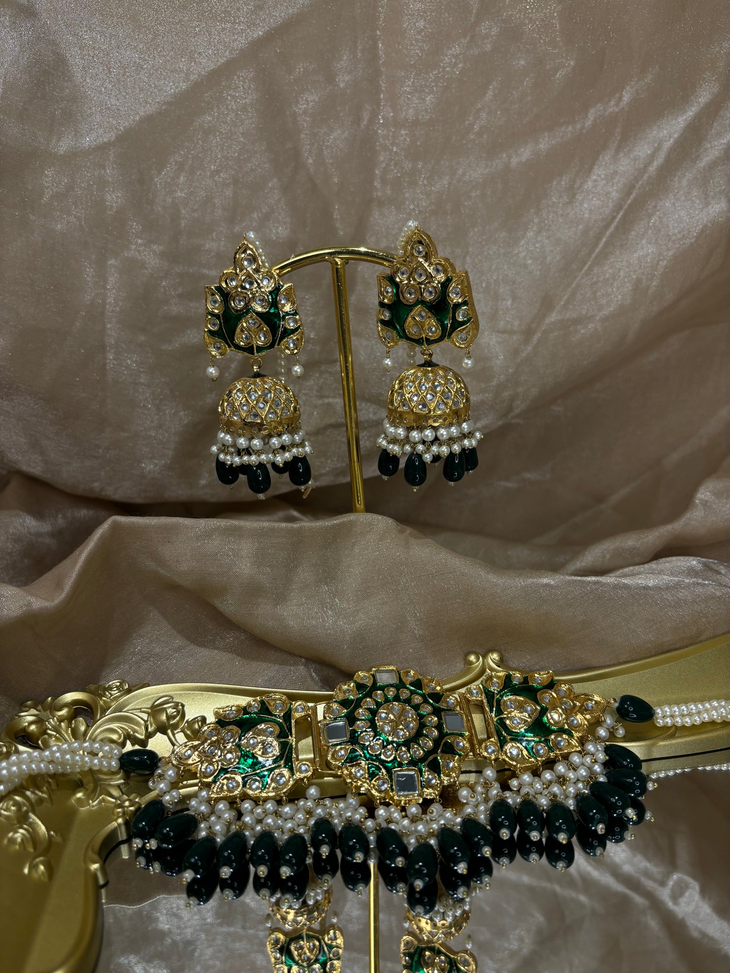 Emerald green thappa kundan choker set