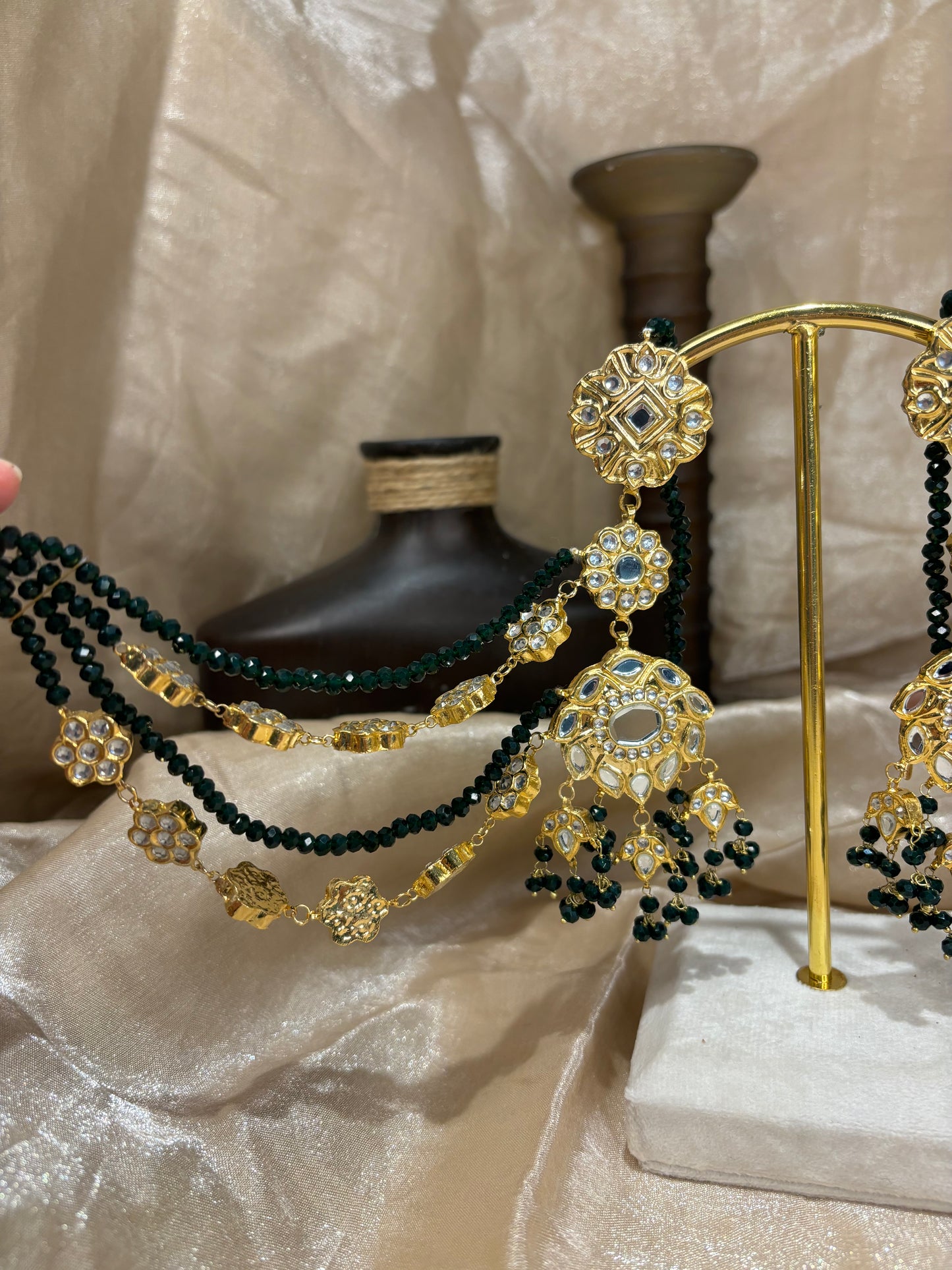 Emerald green thappa kundan sahare earrings