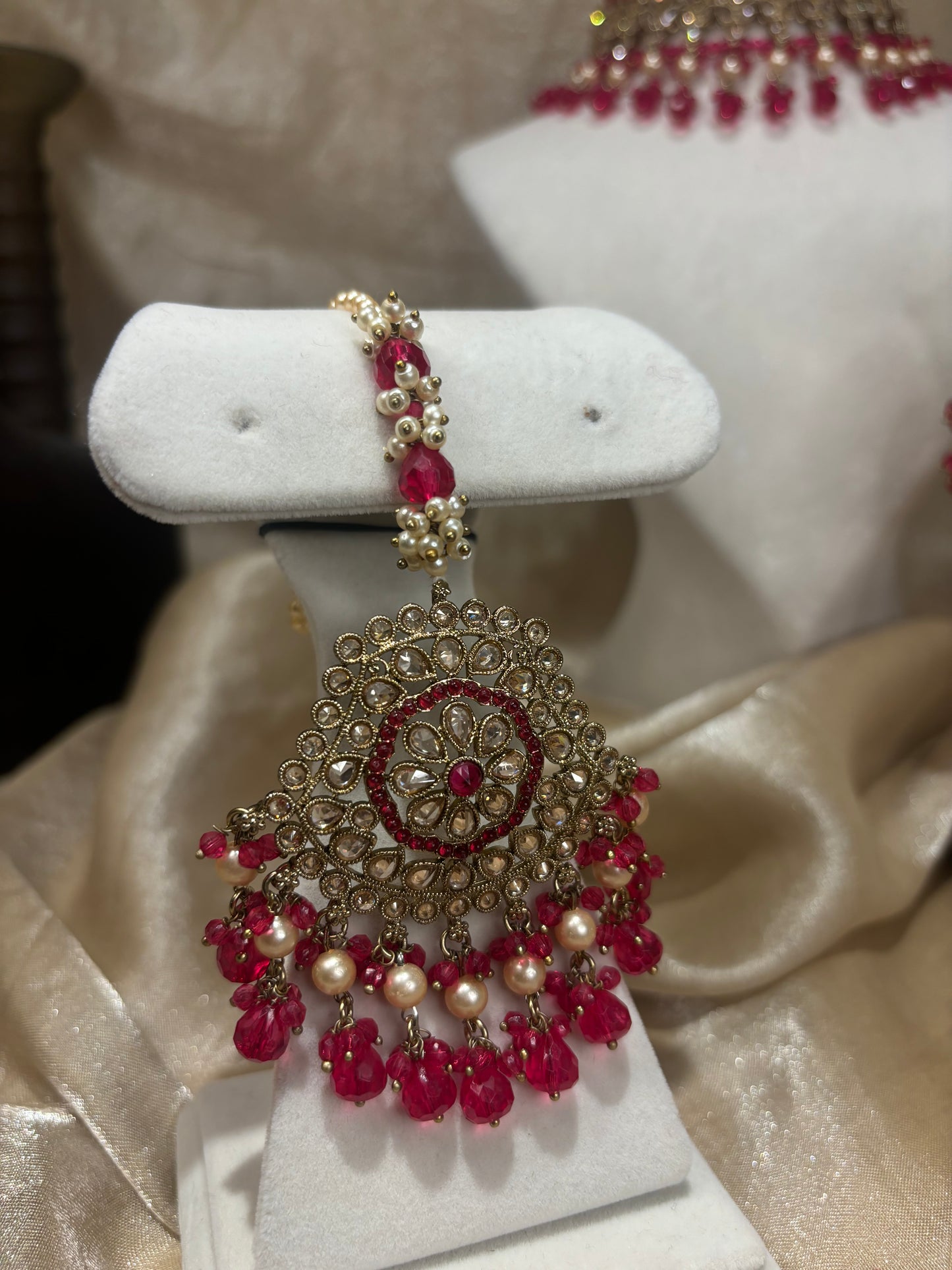 Hot pink choker set