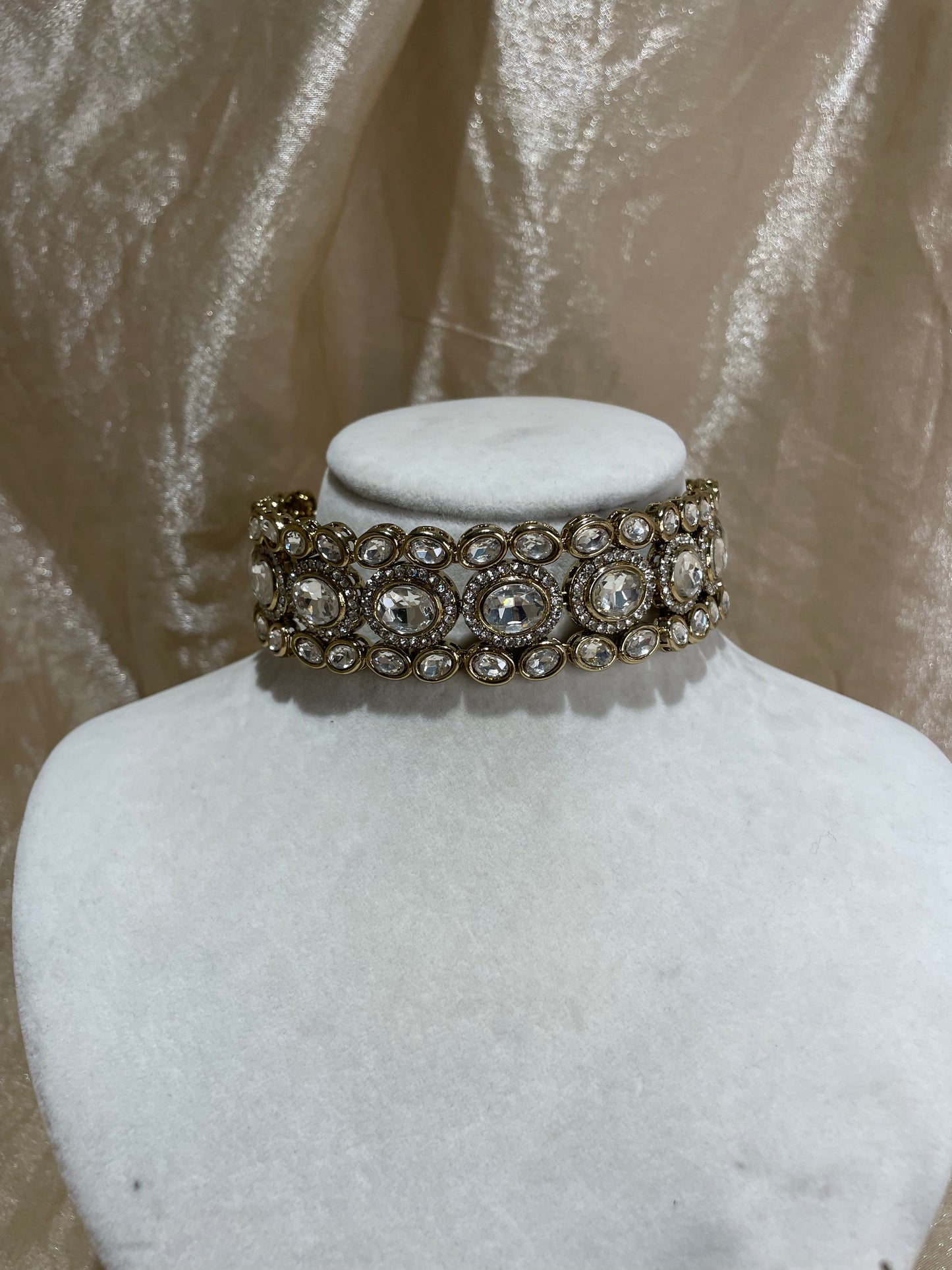 gold choker set