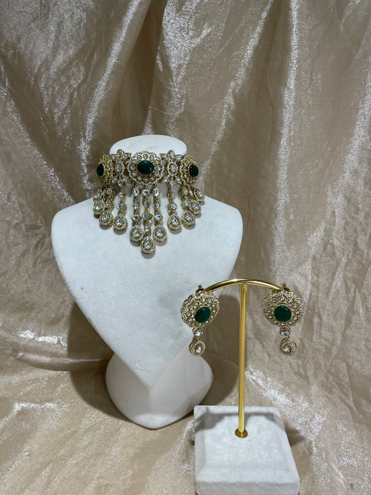 emerald green choker set