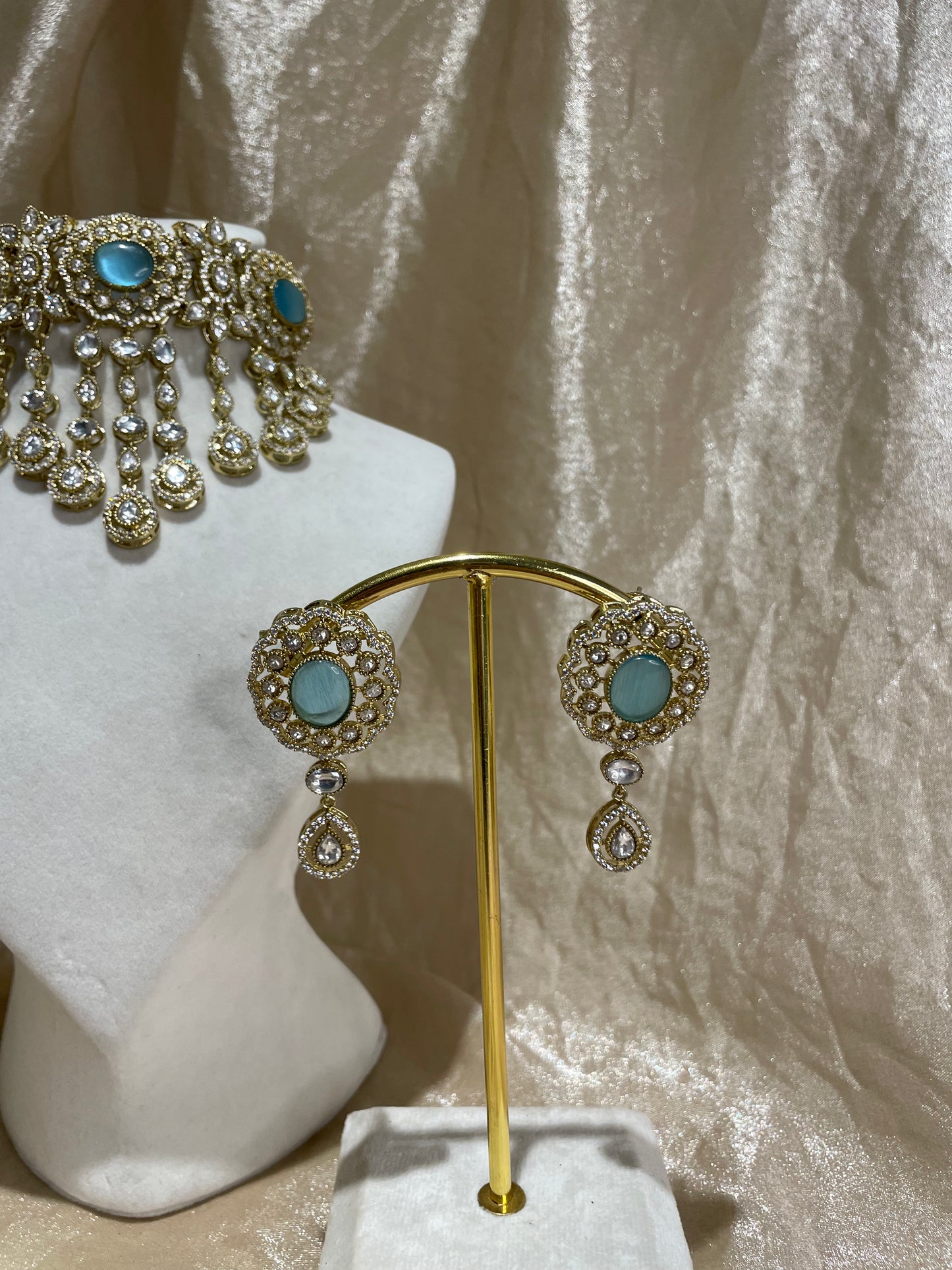 light blue choker set