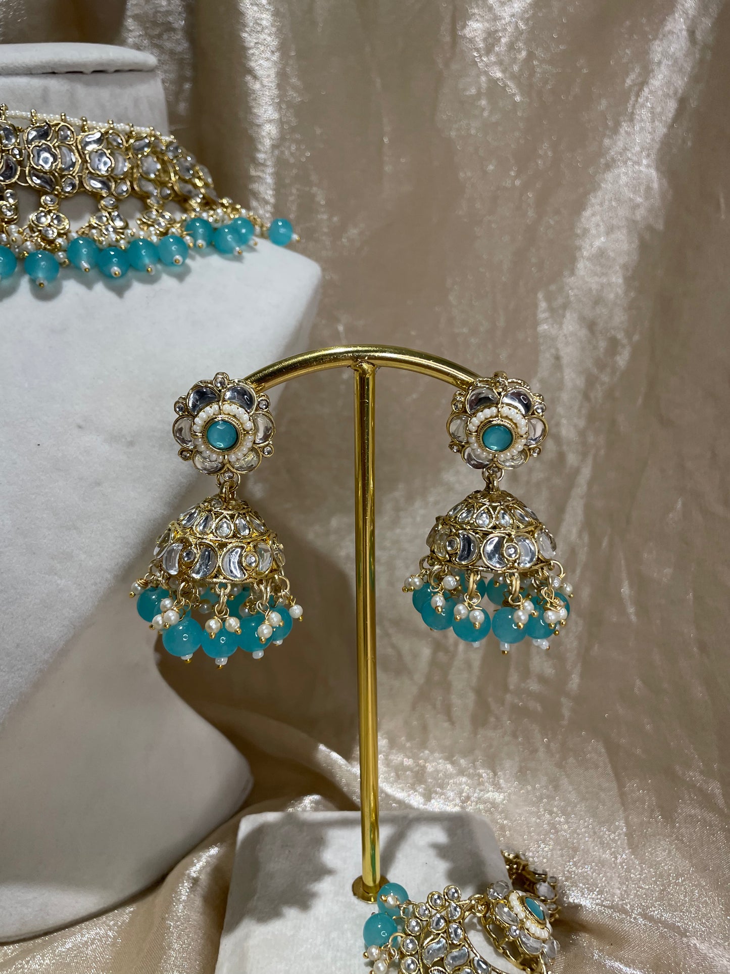 light blue choker set