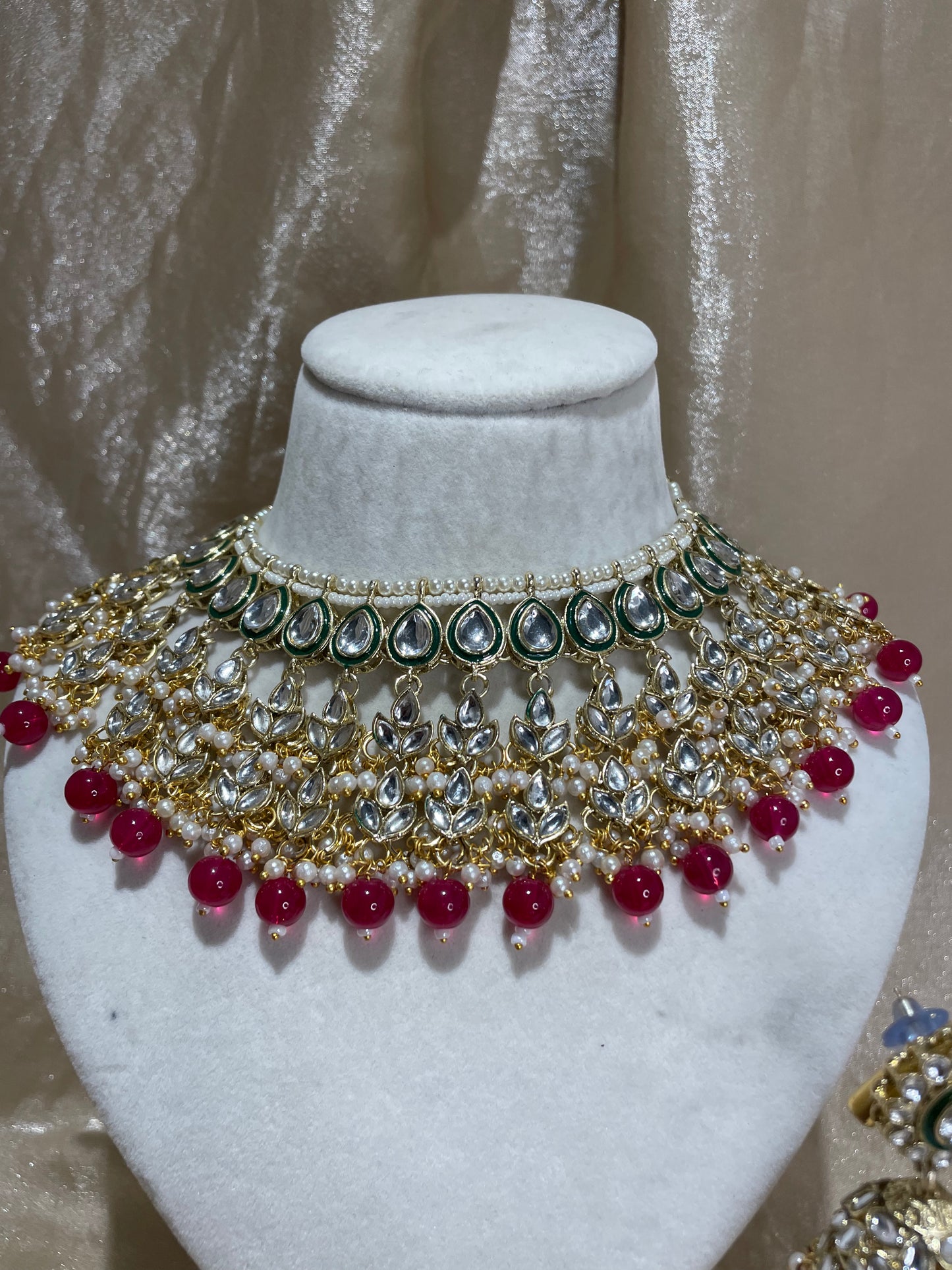 hot pink necklace set
