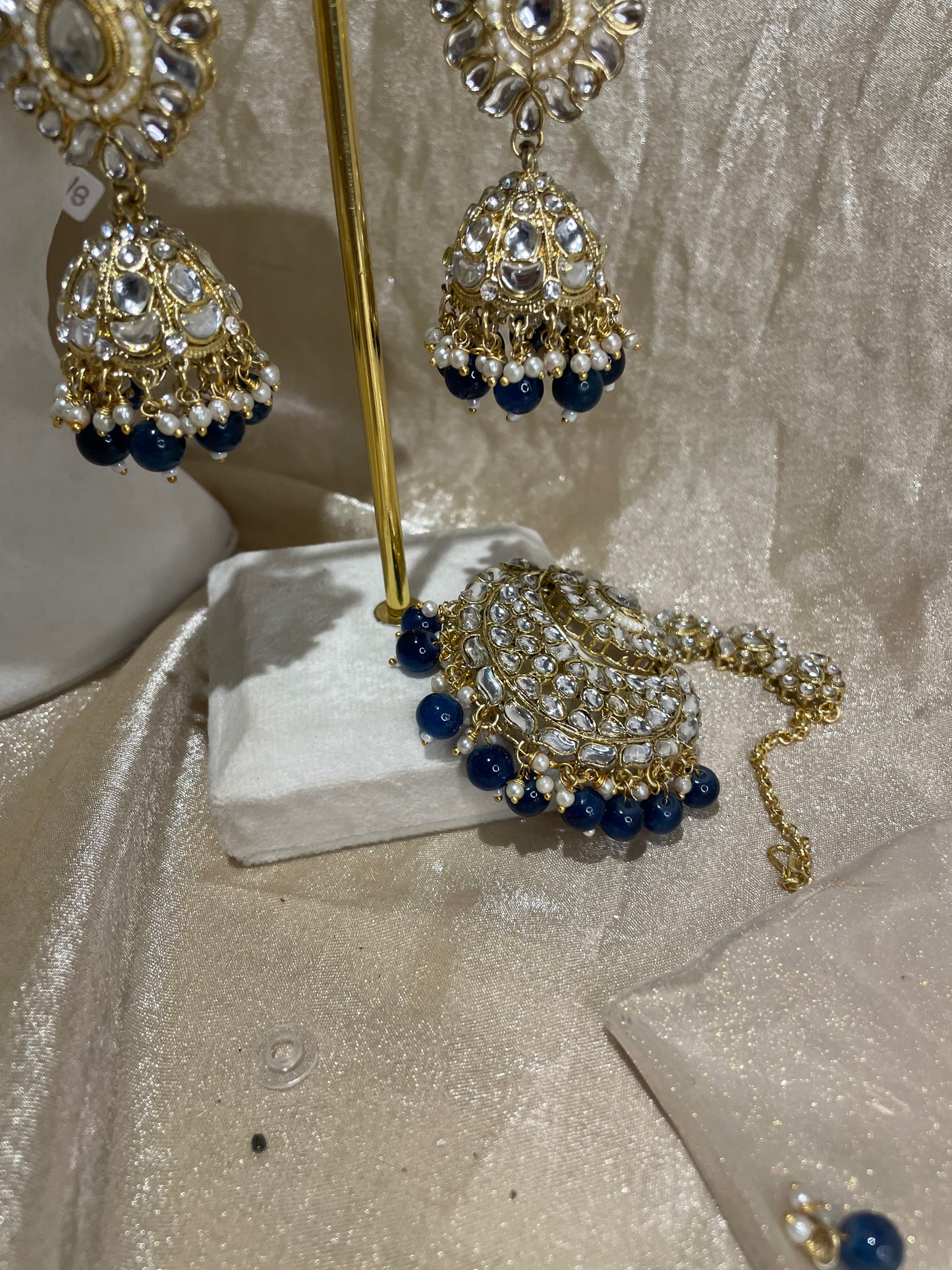 navy blue choker set