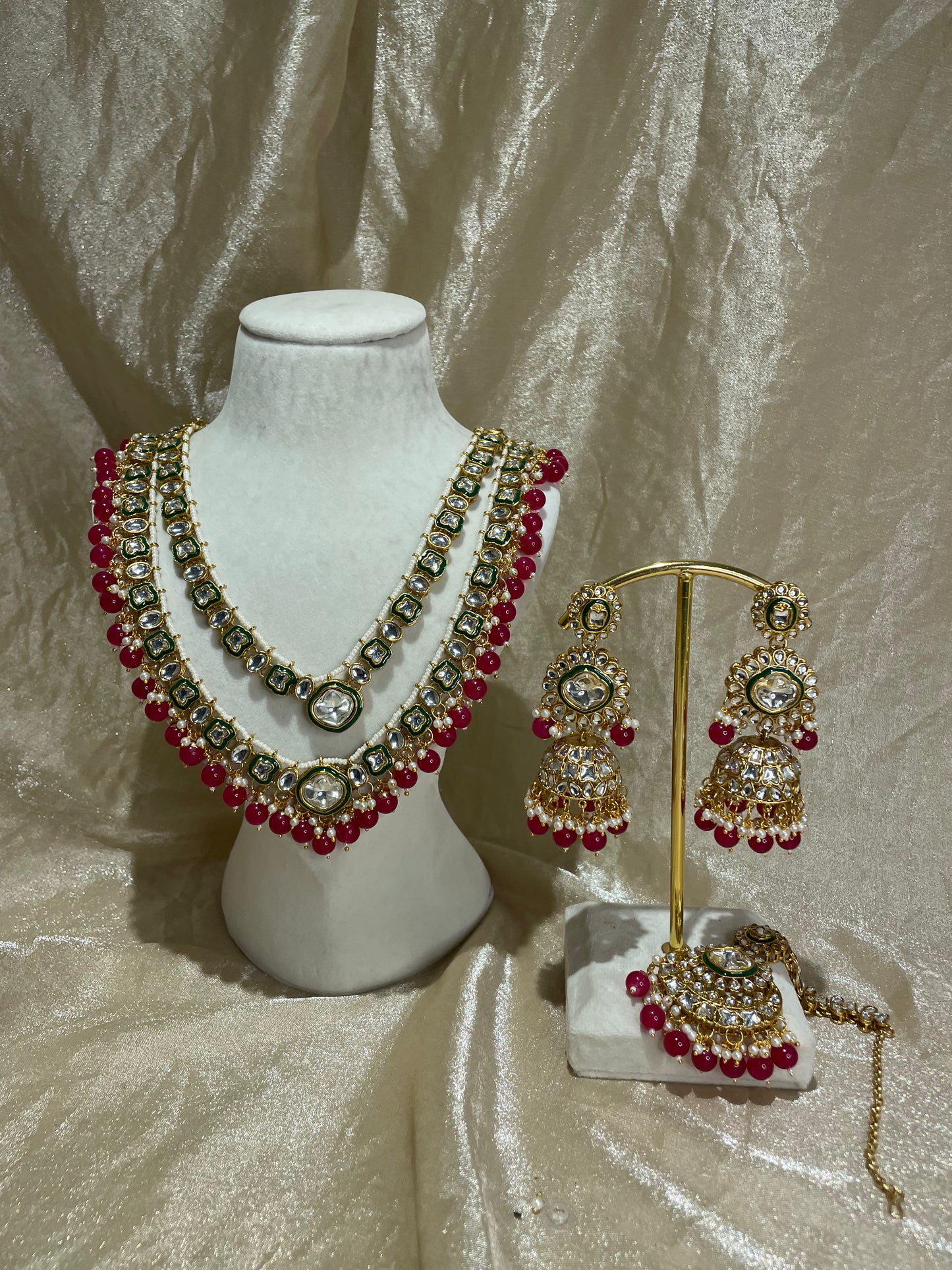 hot pink necklace set