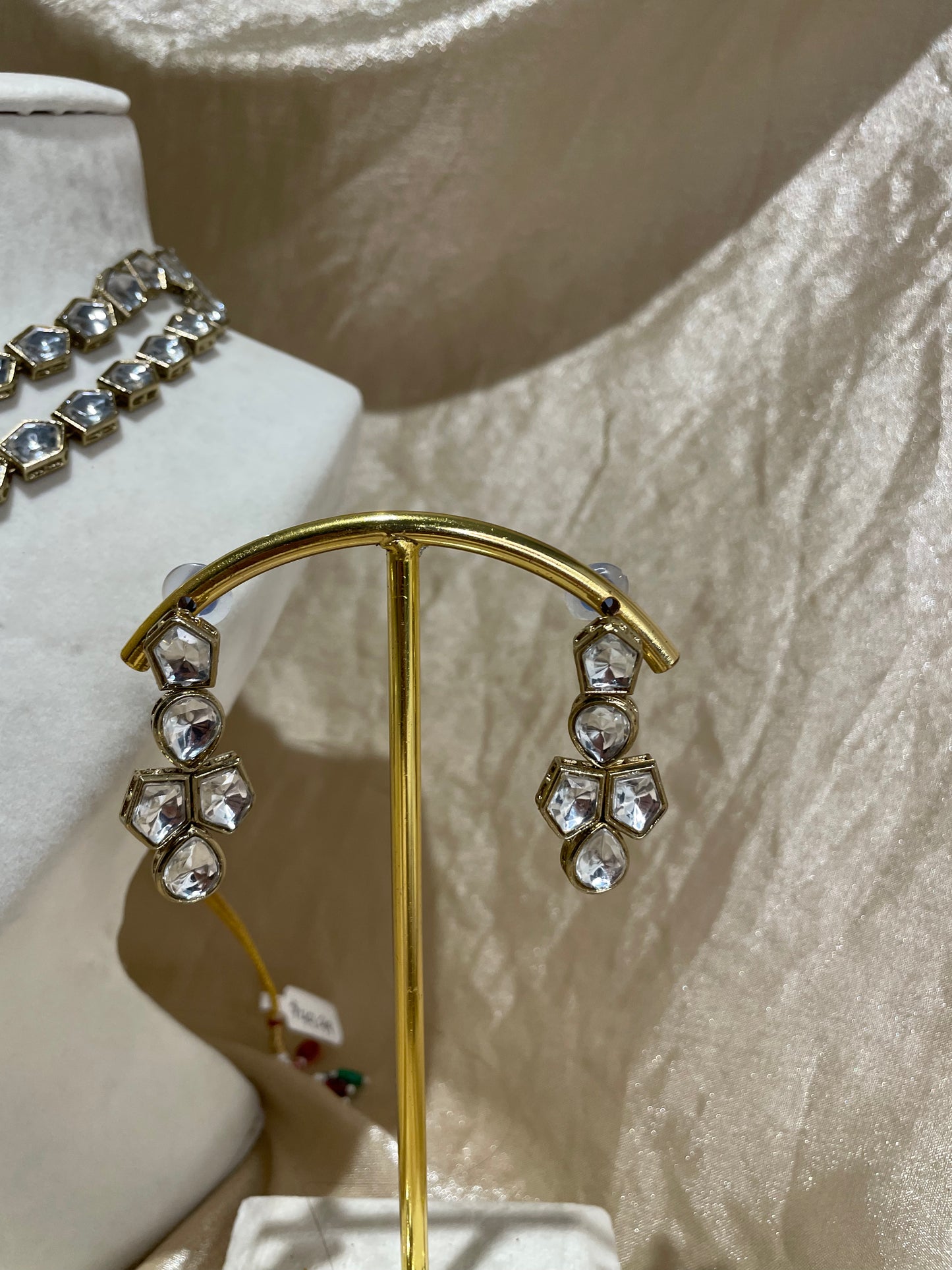 v shape kundan necklace set