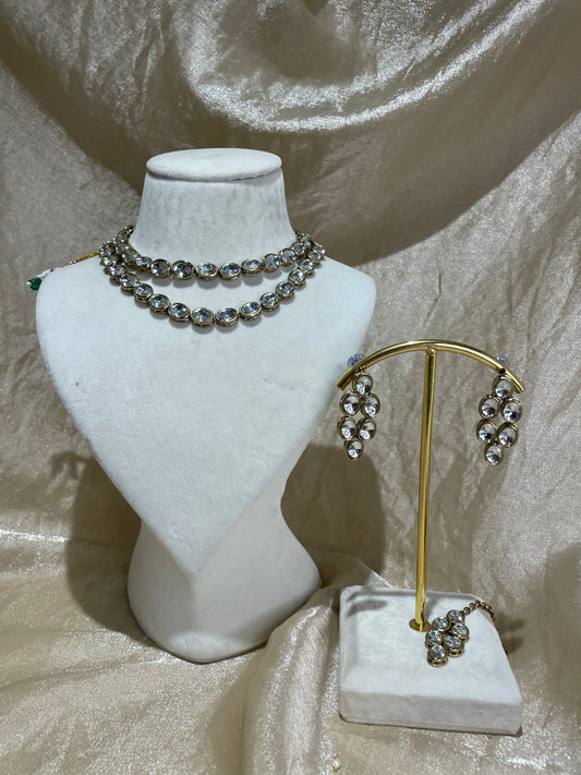 2 layered necklace set