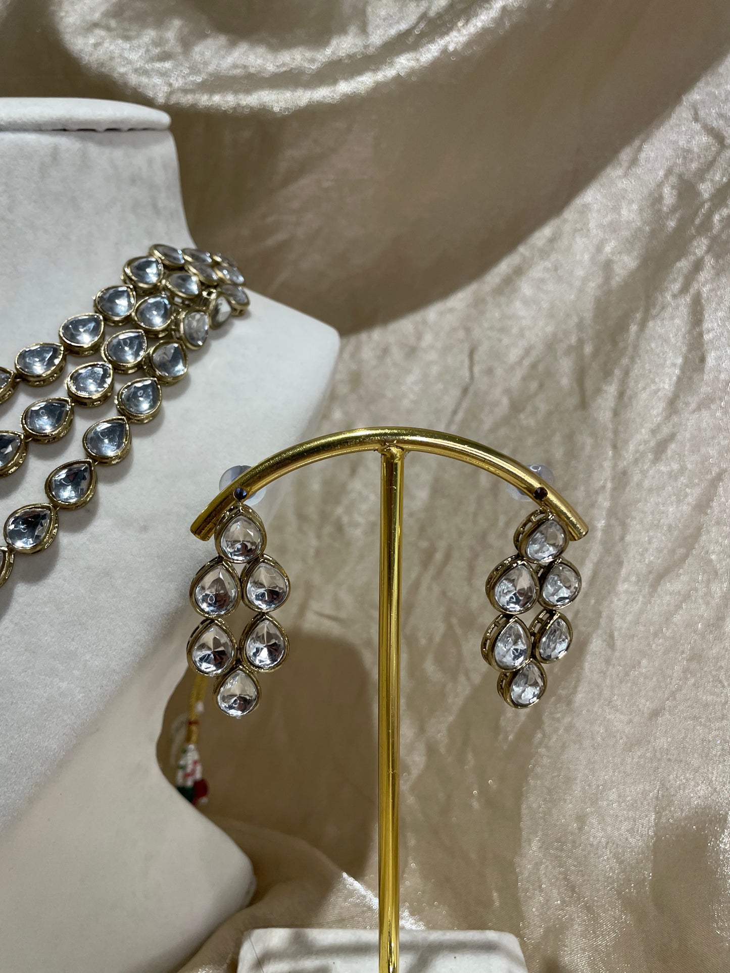 3 layered necklace set