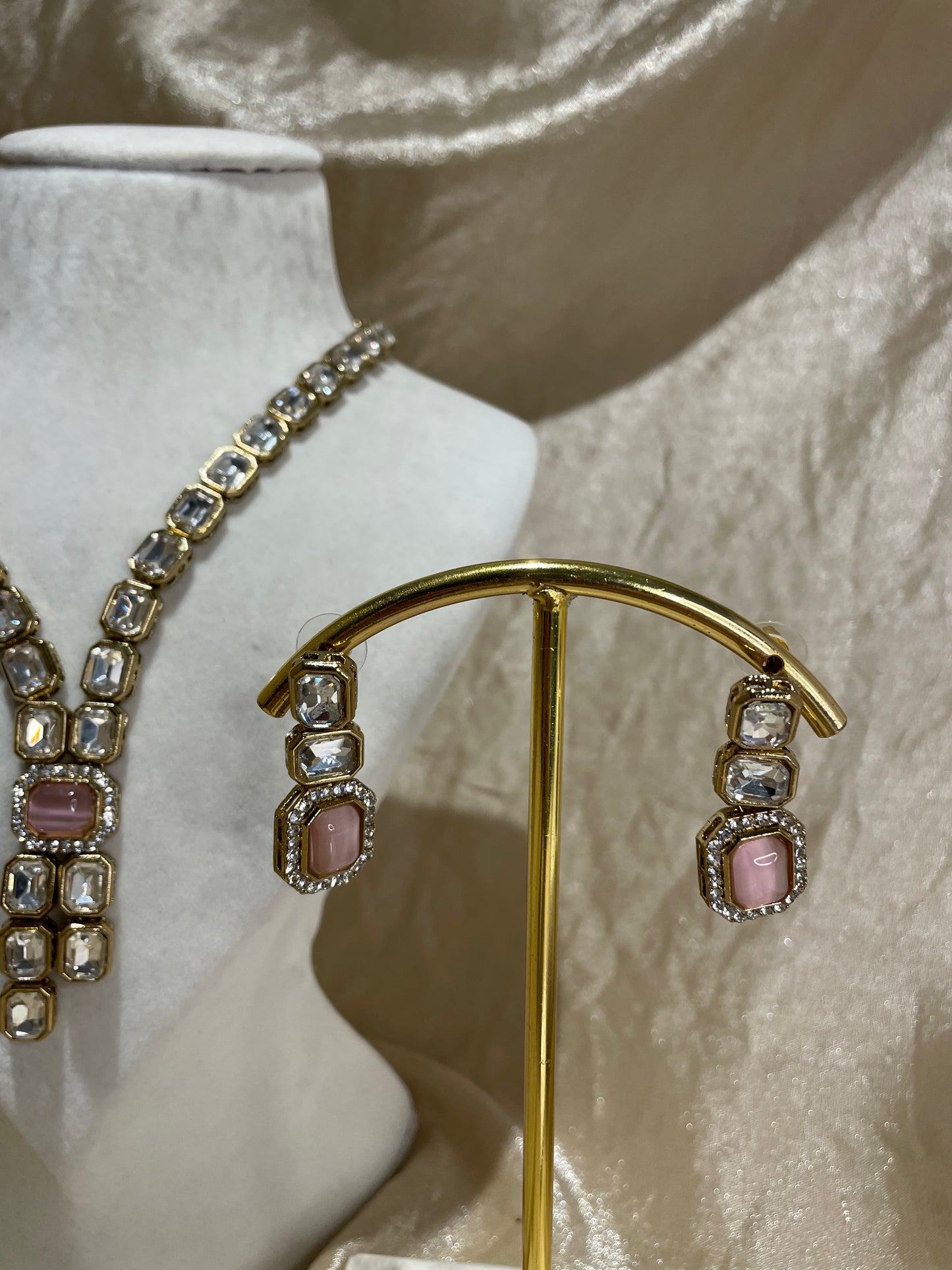 baby pink necklace set