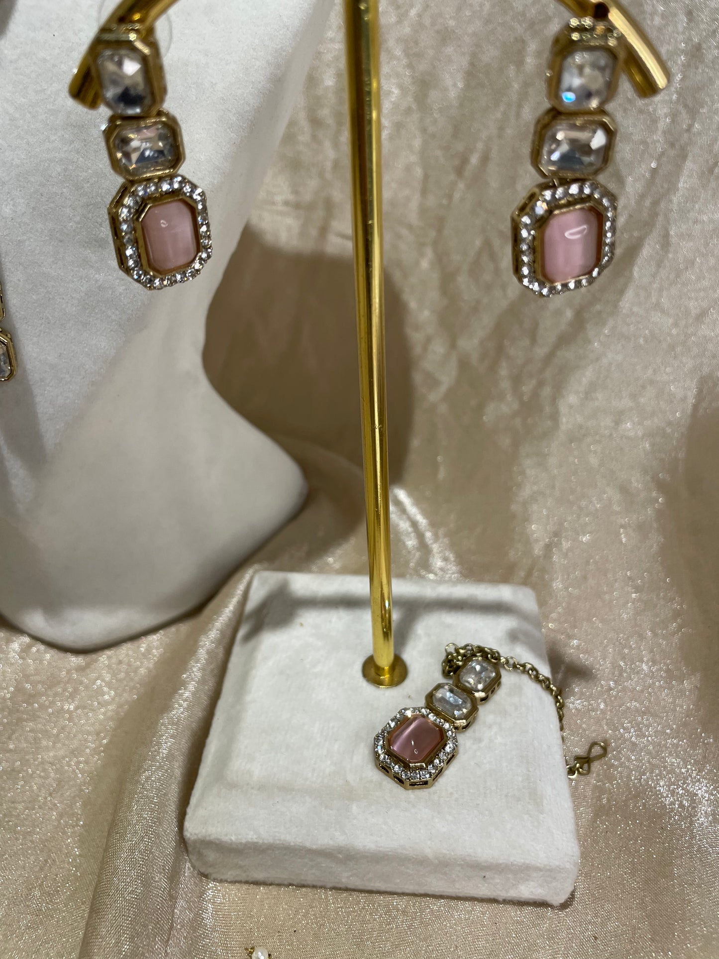 baby pink necklace set