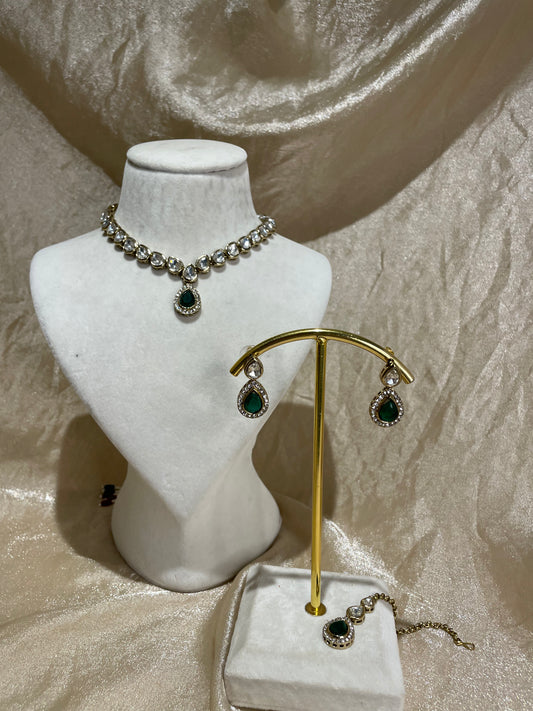 emerald green necklace set