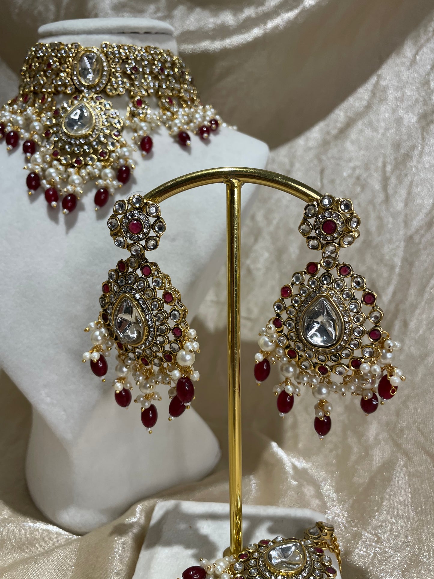maroon choker set