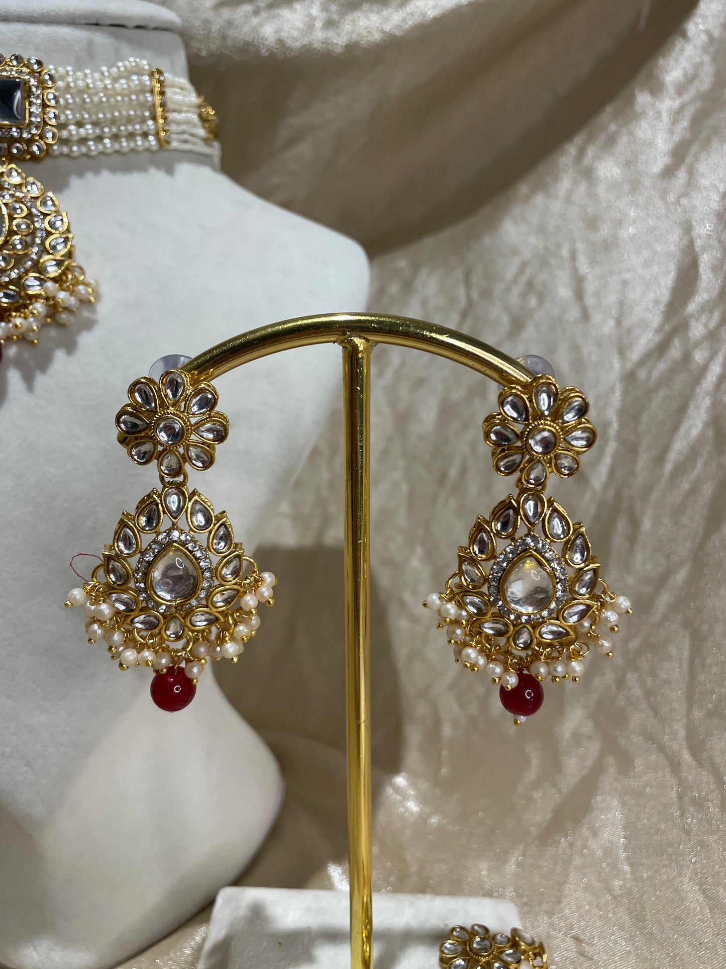 maroon choker set