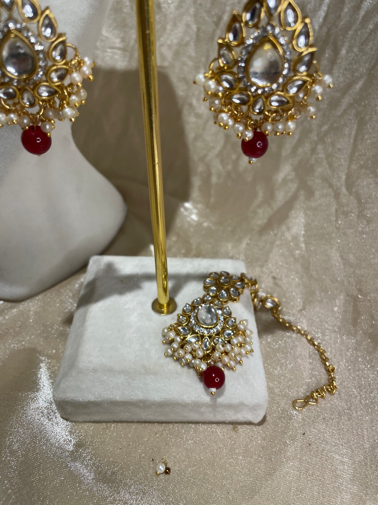maroon choker set