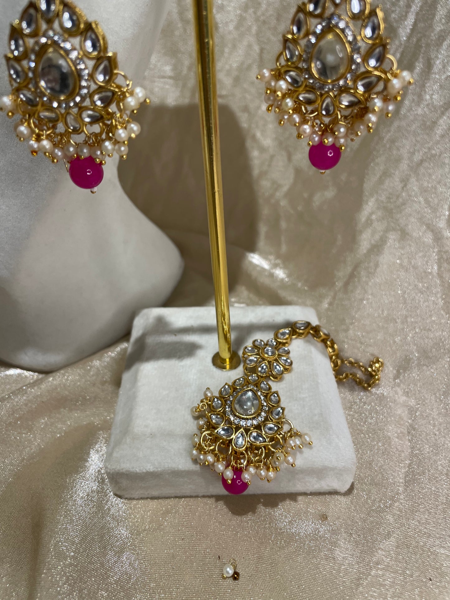hot pink choker set