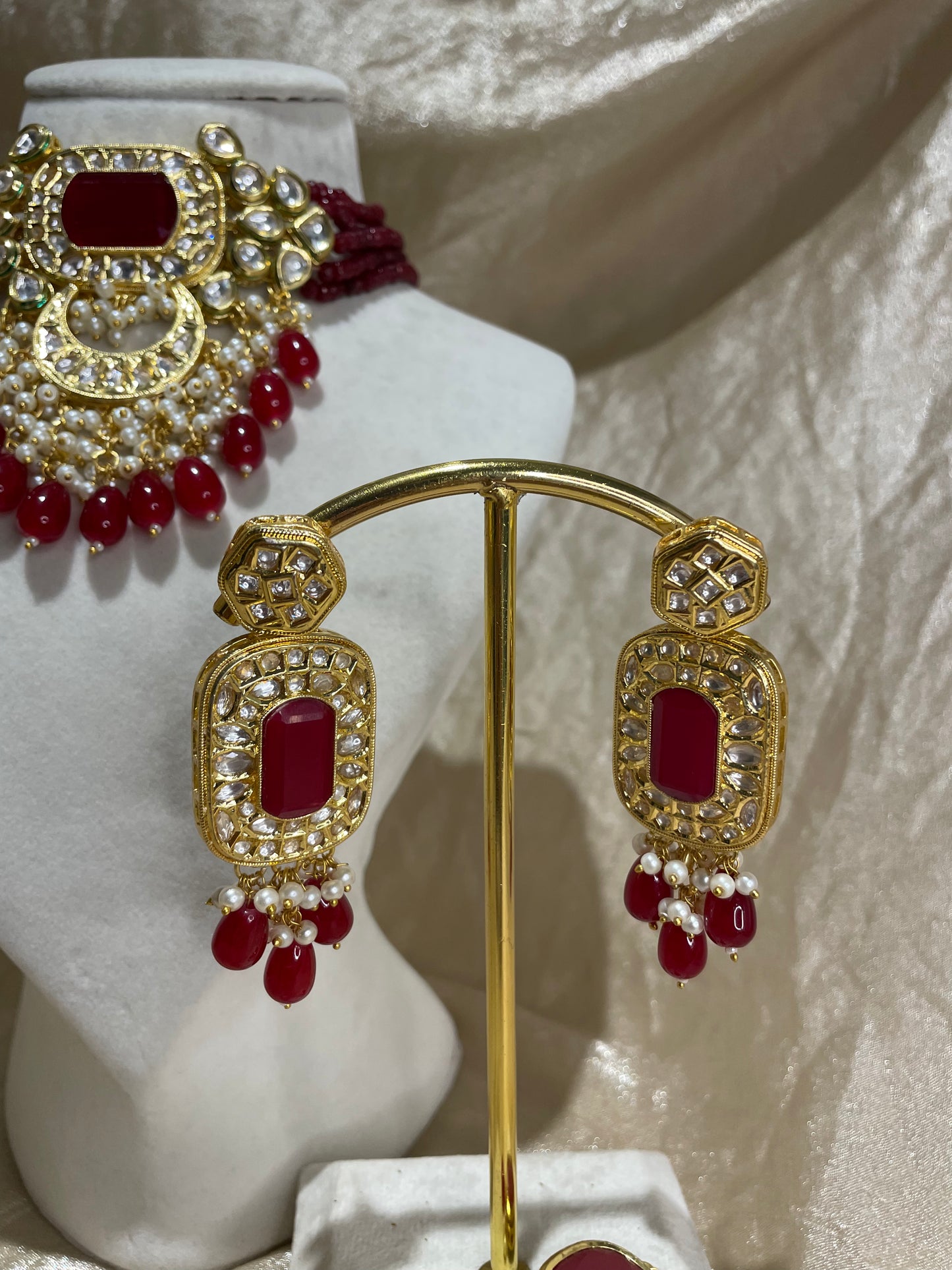 maroon choker set