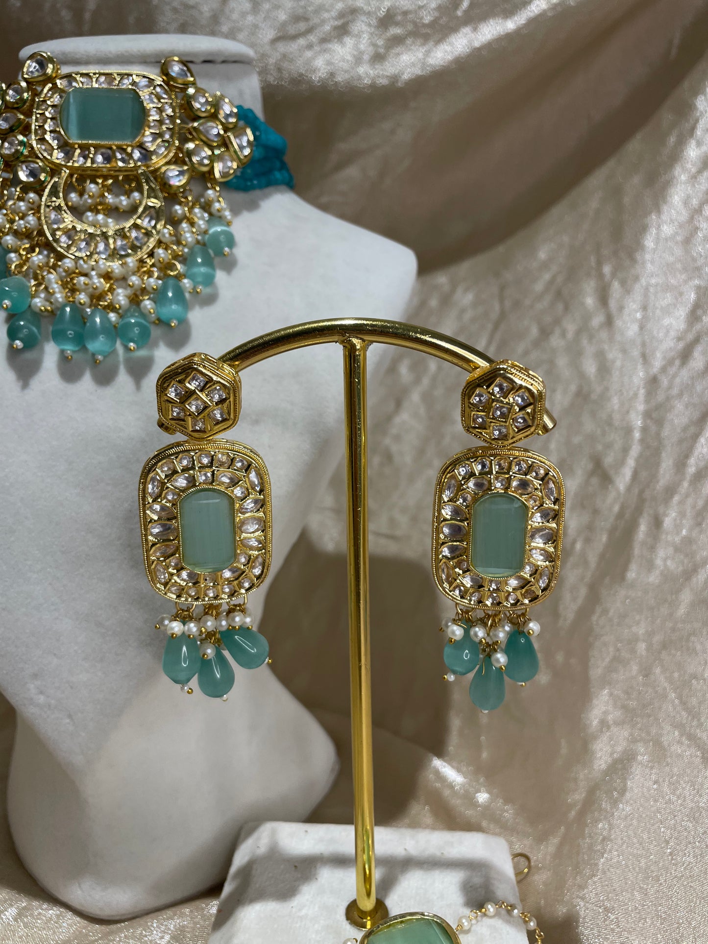light blue choker set