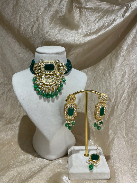 emerald green choker set
