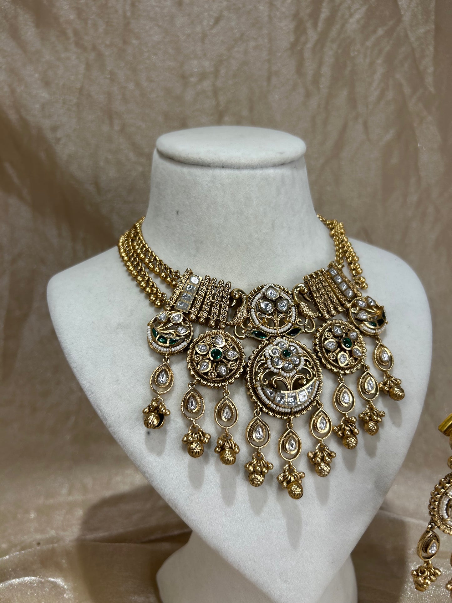 emerald green necklace set