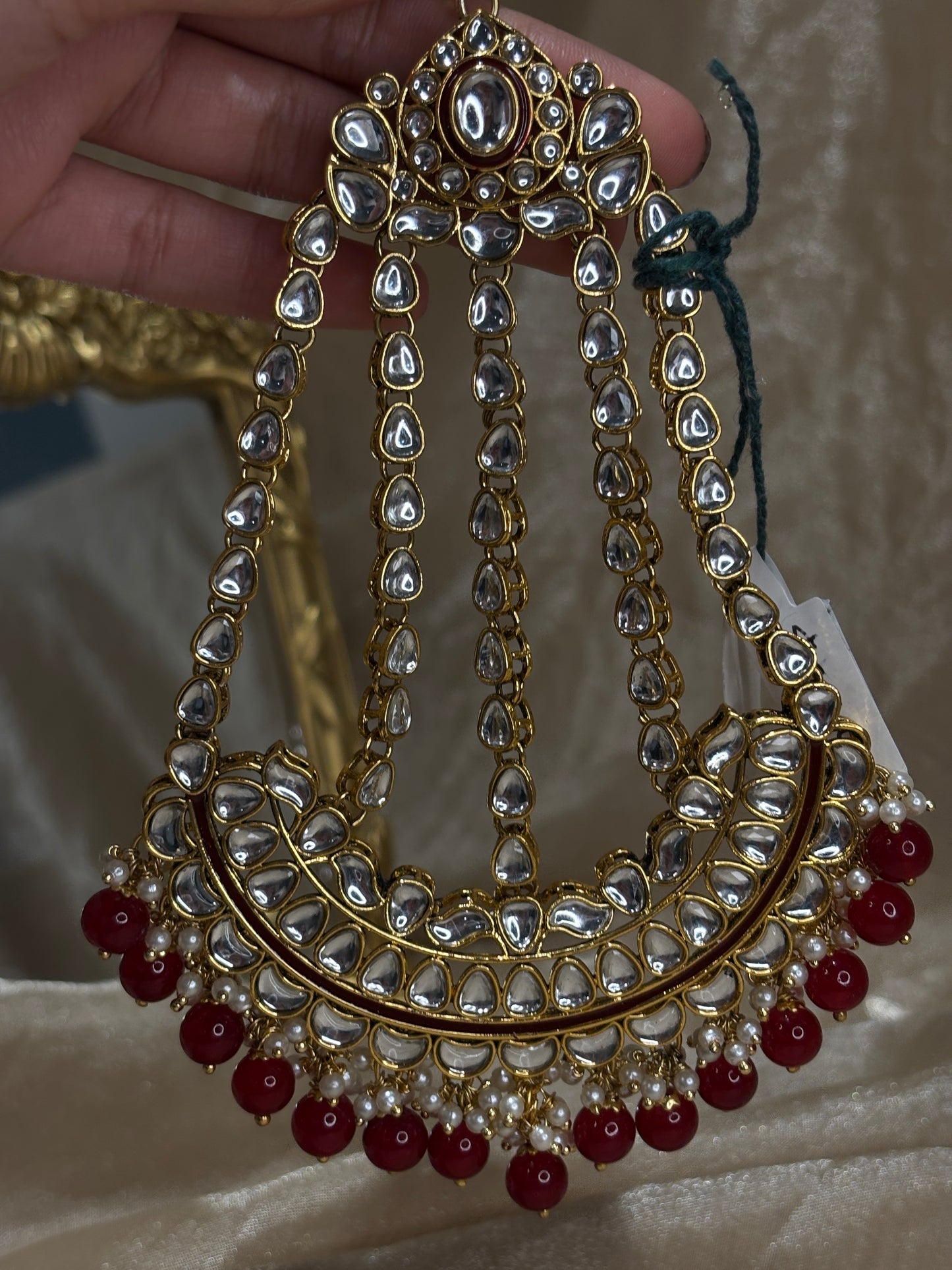 maroon kundan passa