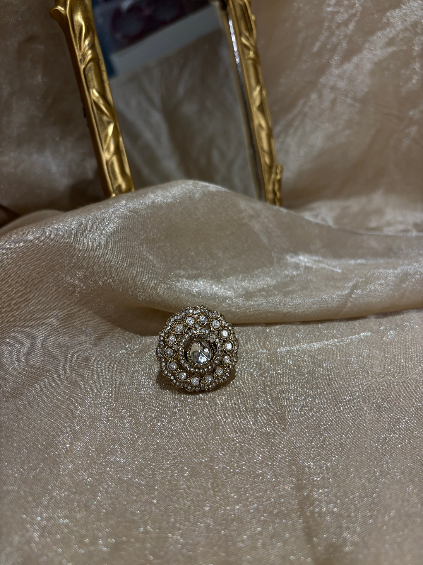 kundan statement ring