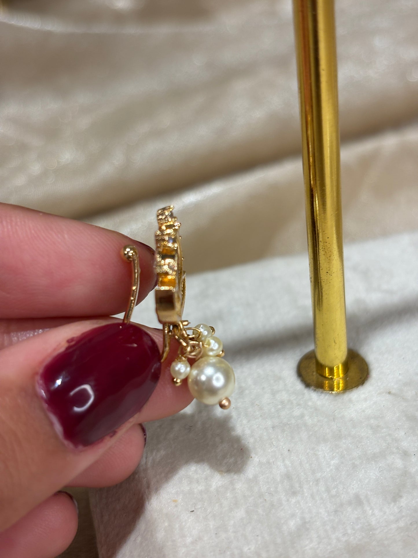kundan nose stud