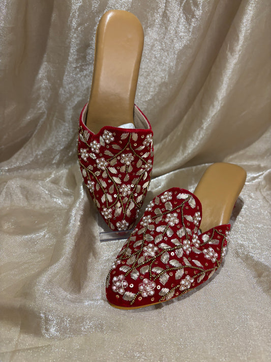 red heeled punjabi jutti