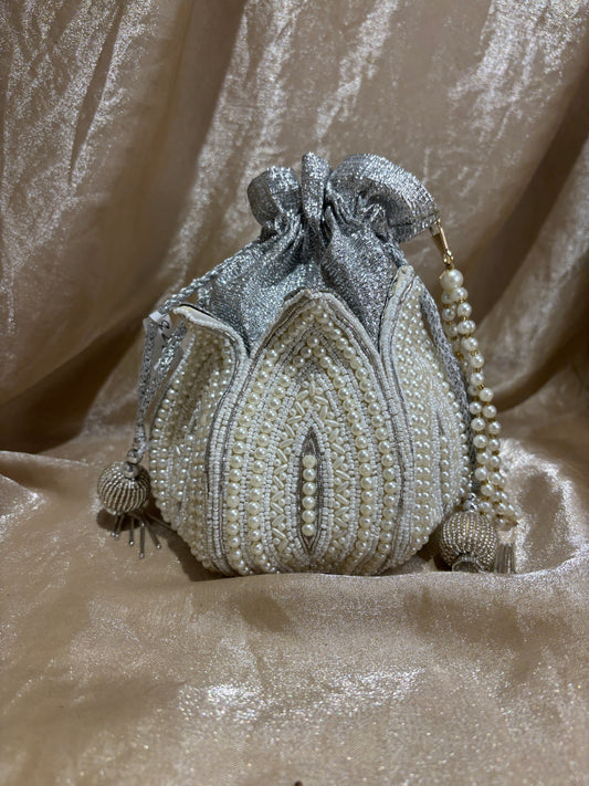 silver/white potli purse