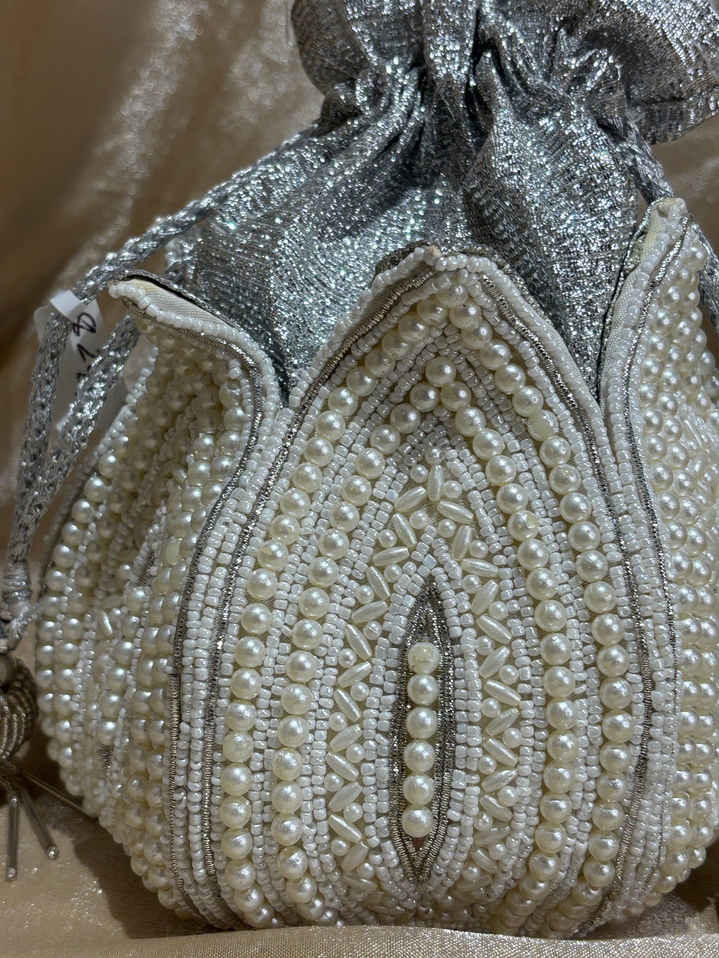 silver/white potli purse