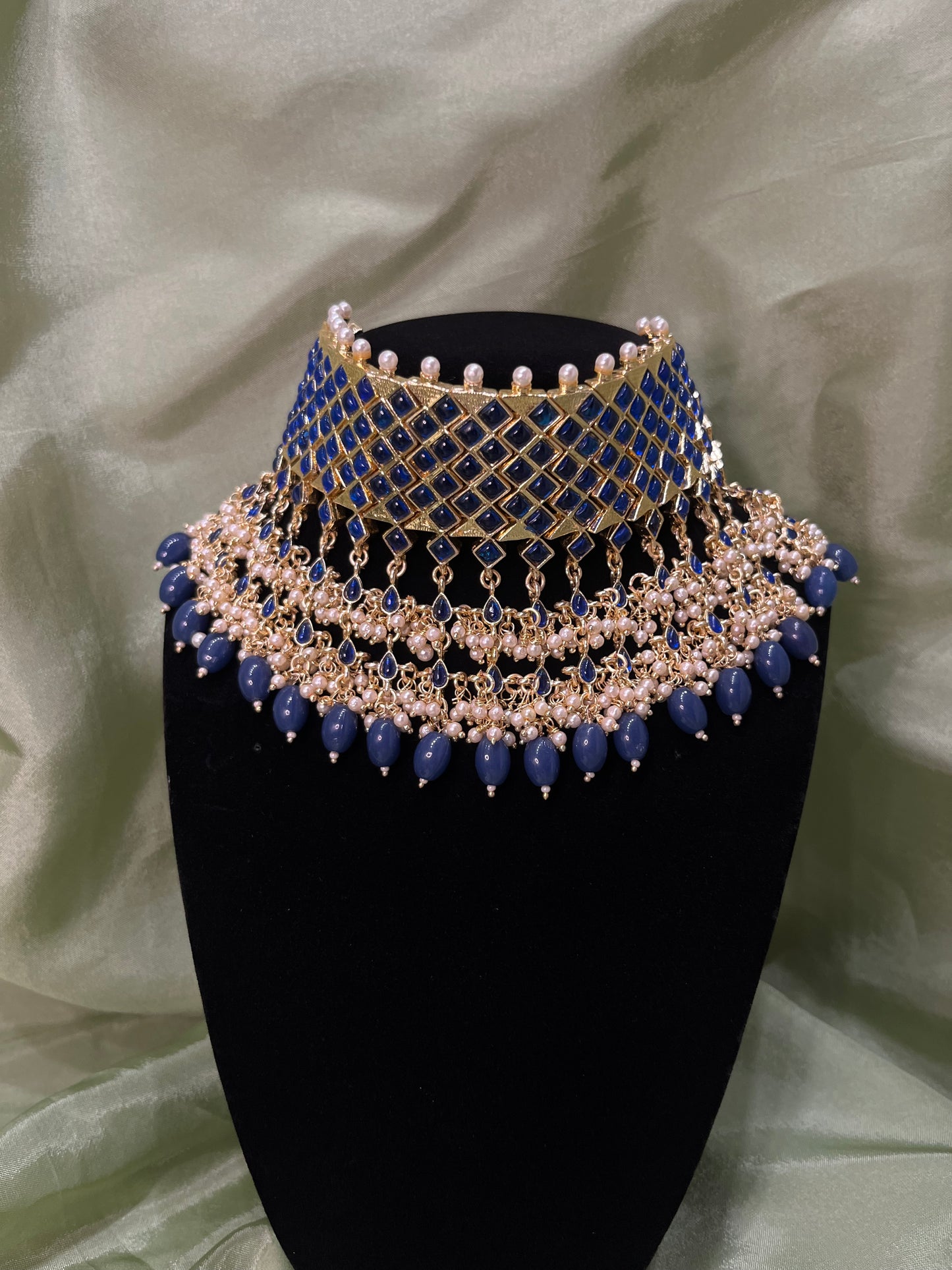 Royal blue white kundan choker set
