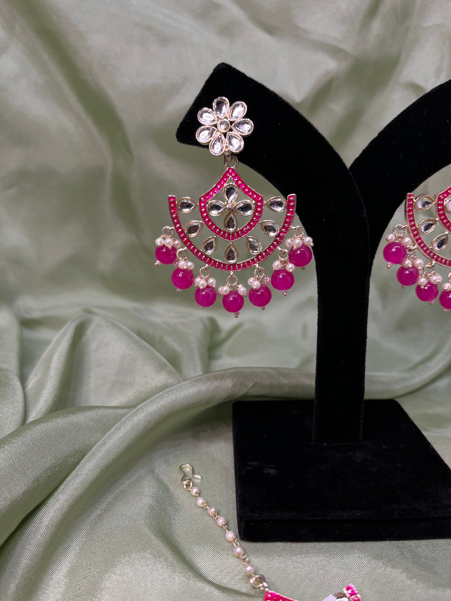 Hot pink earring/tikka set