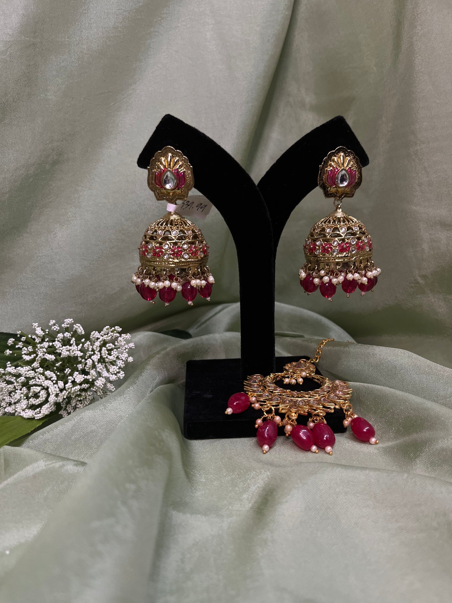 Hot pink earring/tikka set