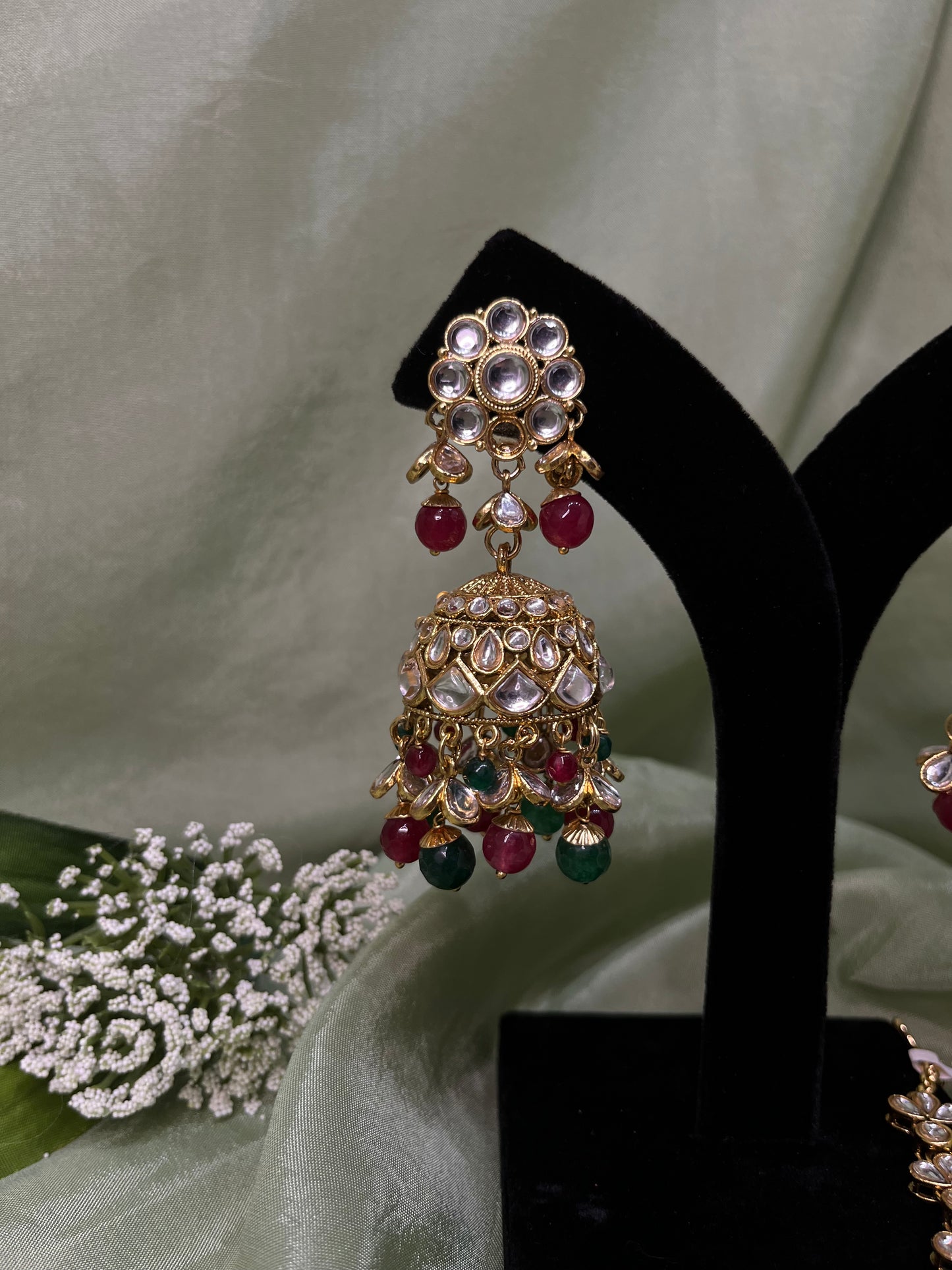 Red/green jhumki/tikka set
