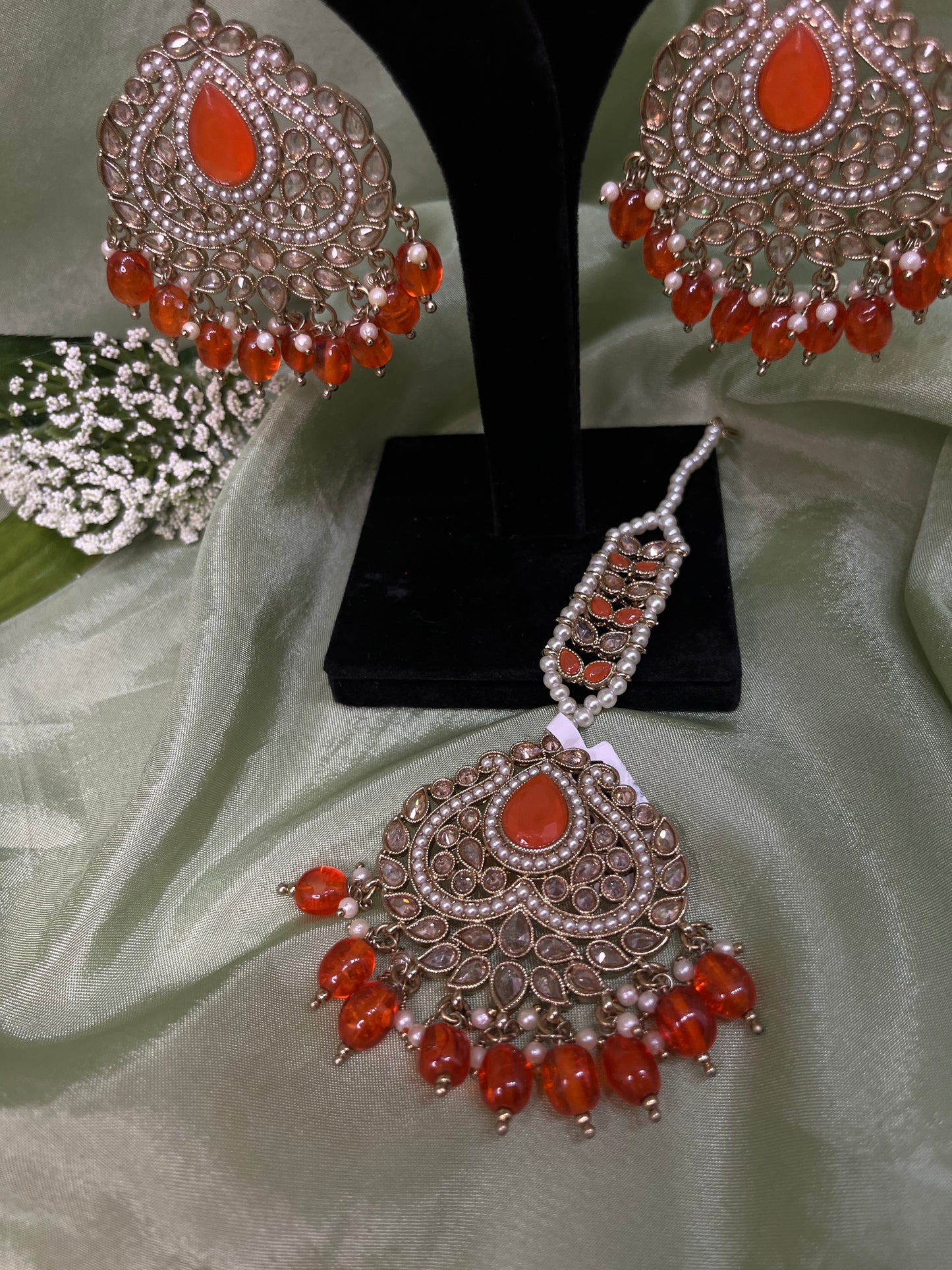 Orange earring/tikka set