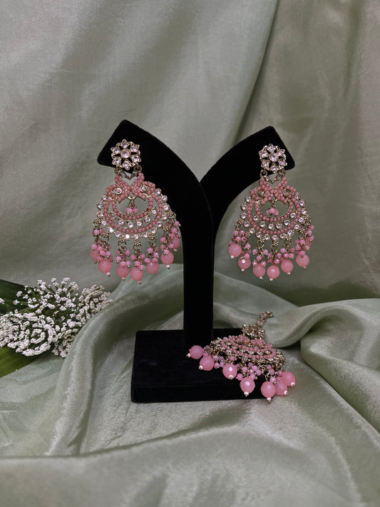 Baby pink earring/tikka set
