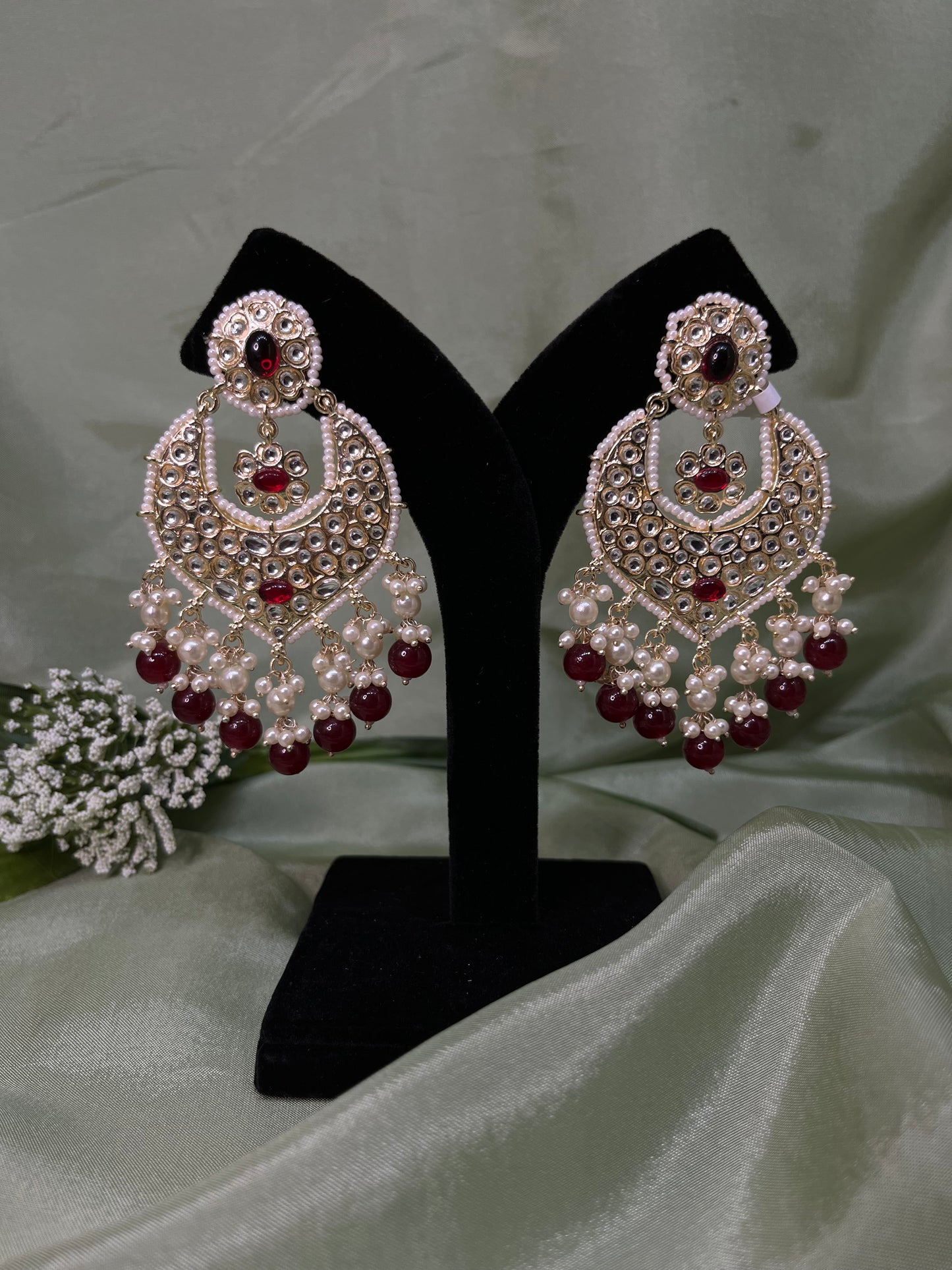 Maroon white kundan earrings