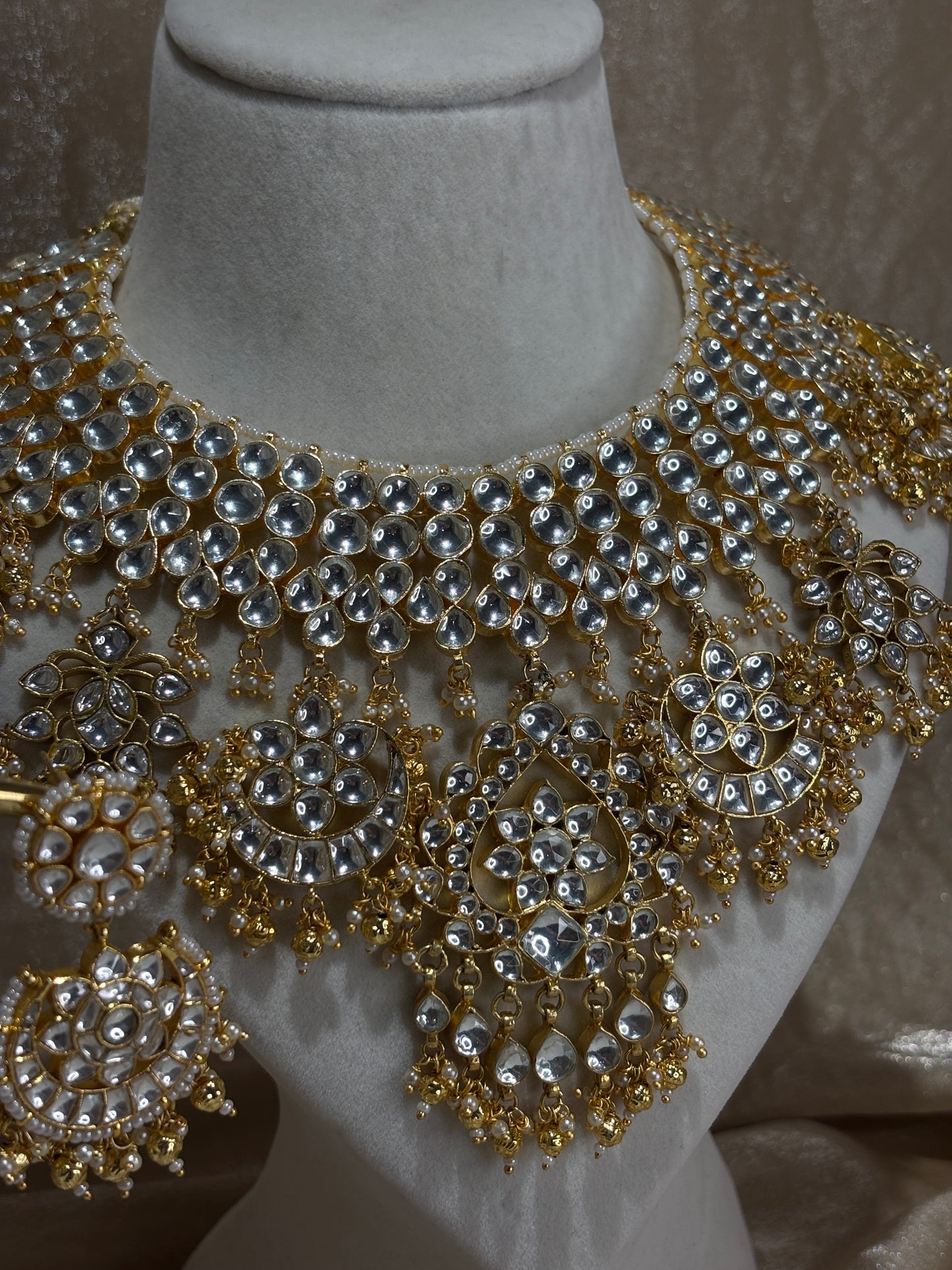 heavy gold necklace set