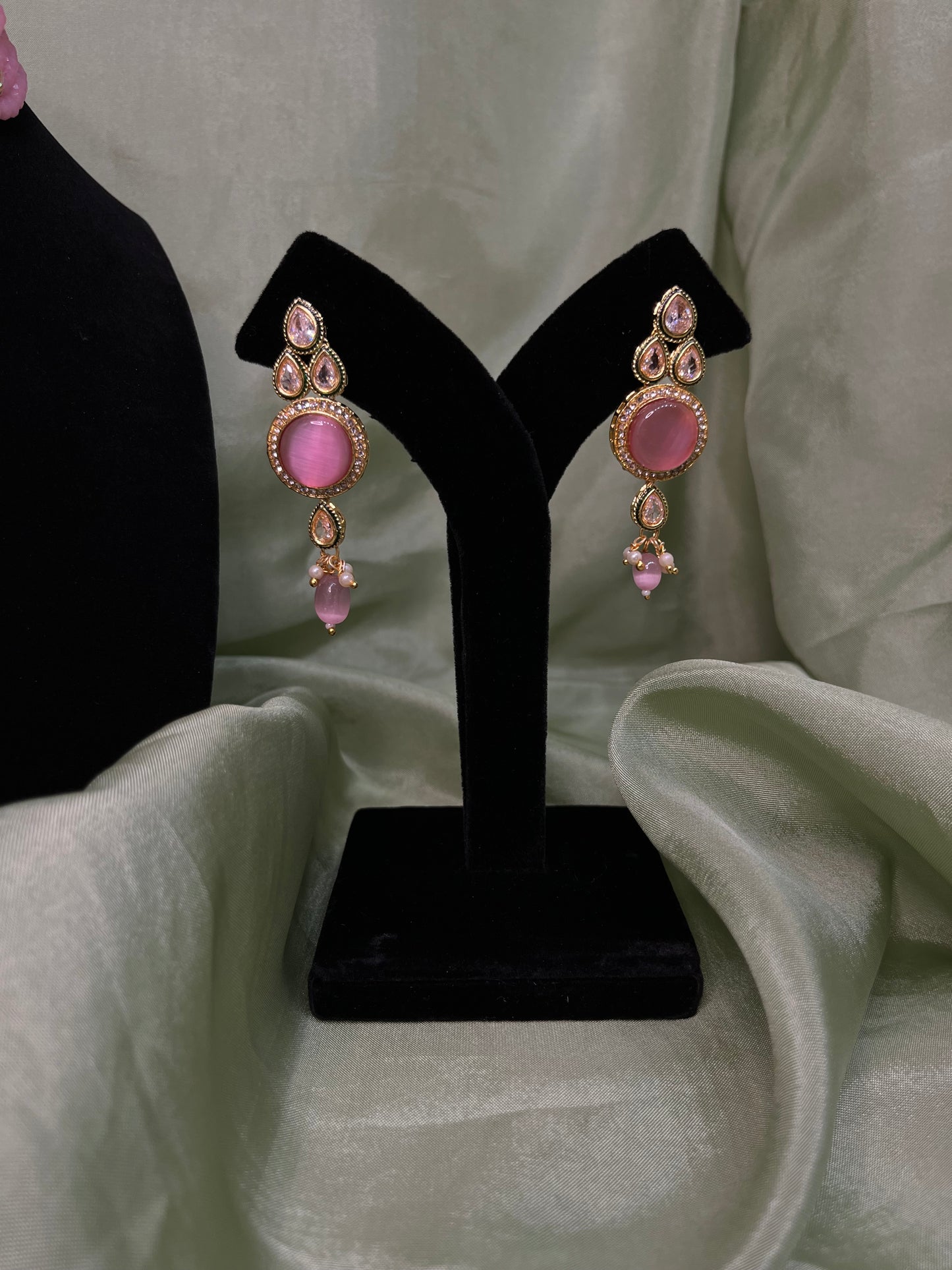 Baby pink choker set