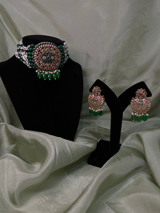 Emerald green choker set