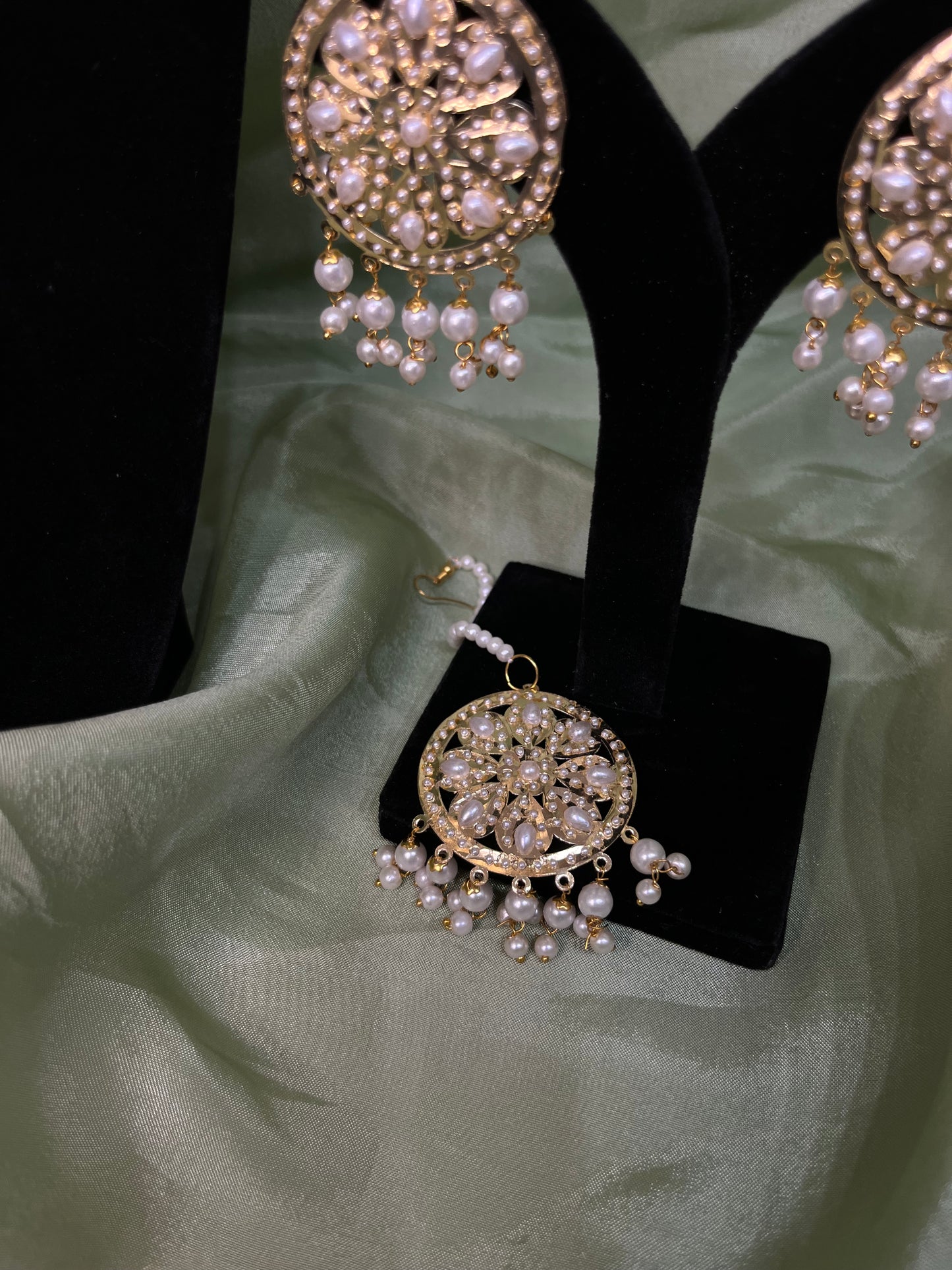 Jadau and pearl choker set