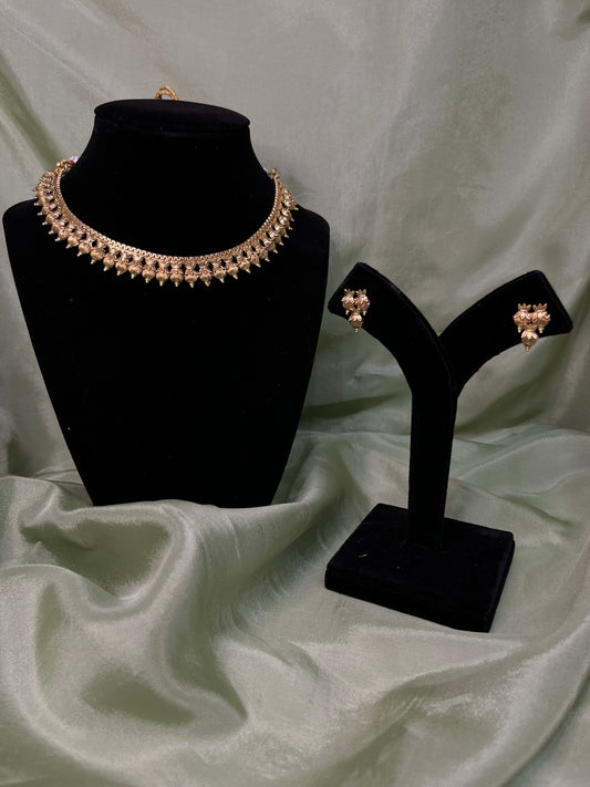 Antique gold necklace set