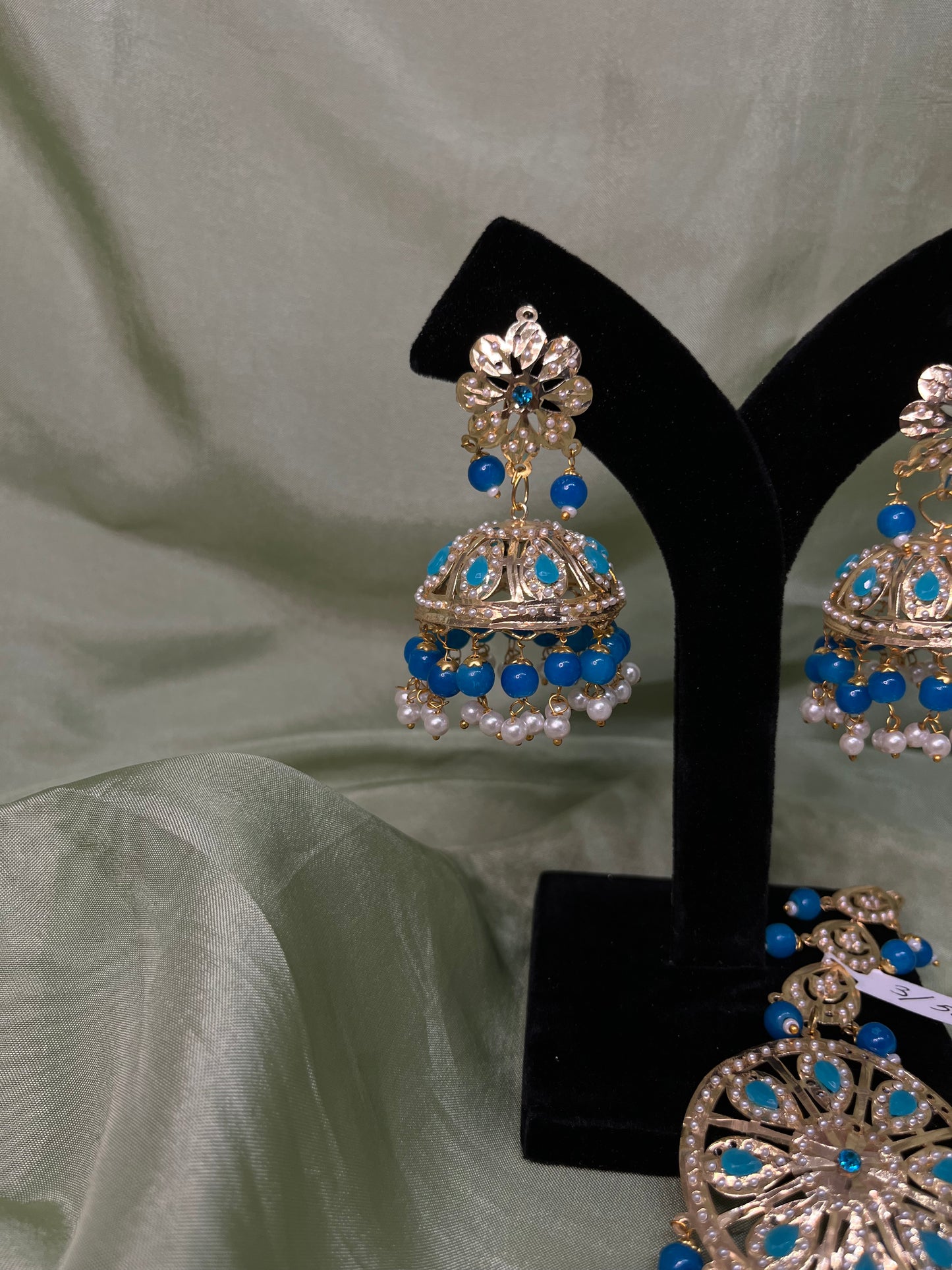 Frozi jadau earring/tikka set