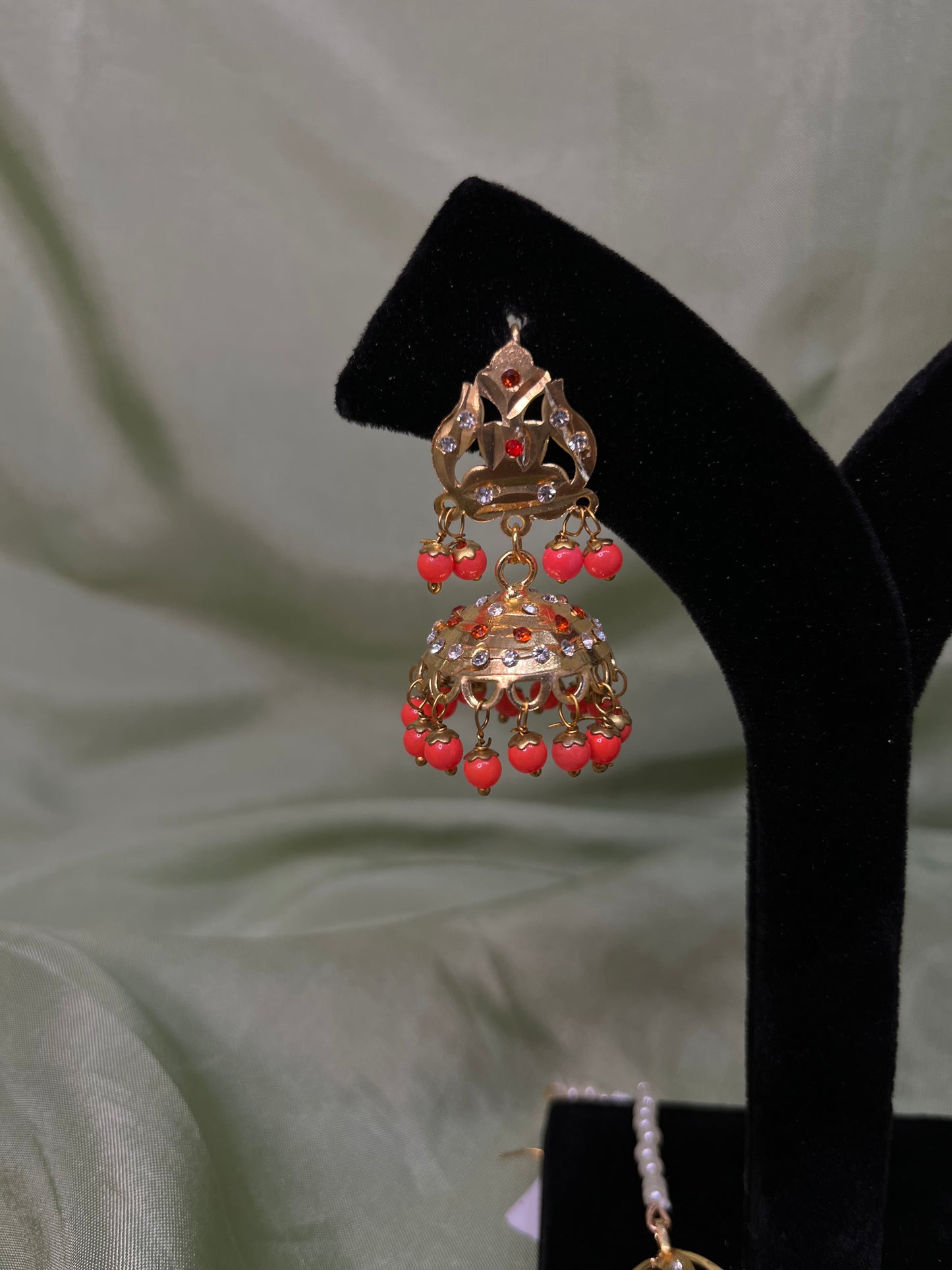 Orange jadau earring/tikka set