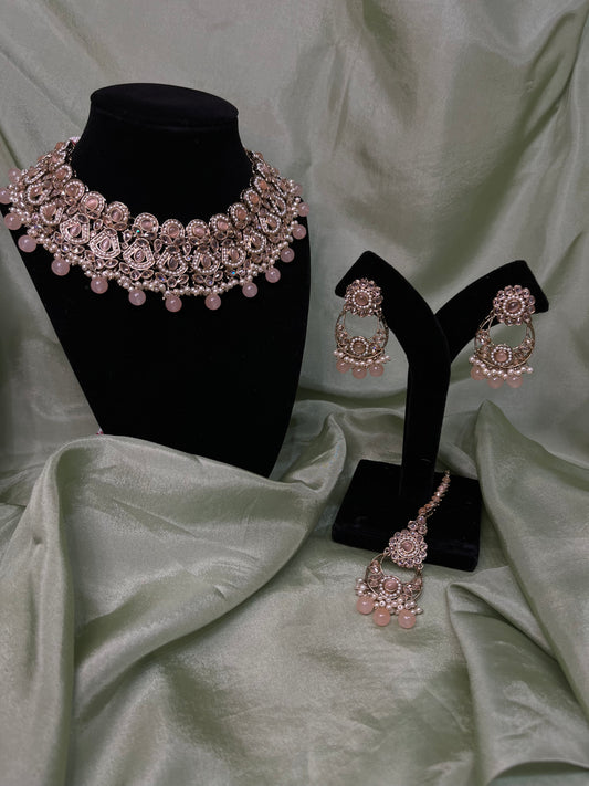 Peach necklace set