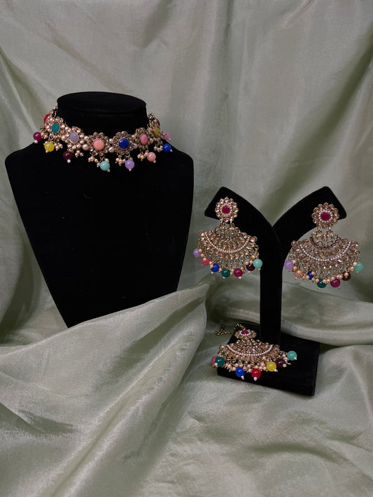 Multi-colour flower choker set