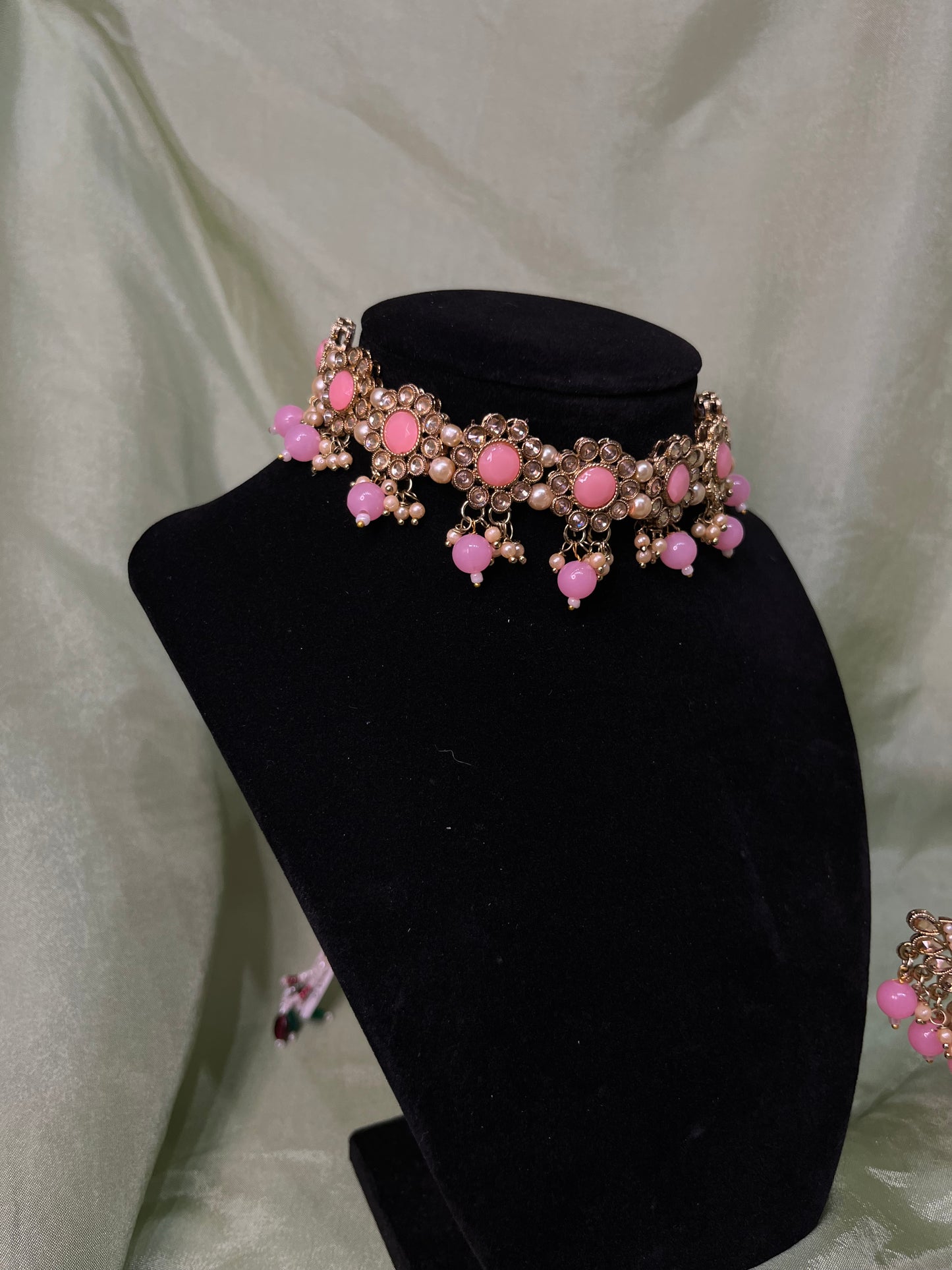 Baby pink flower choker set