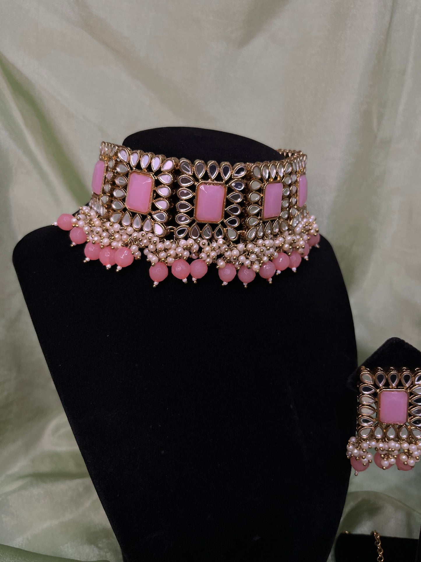 Baby pink mirror choker set